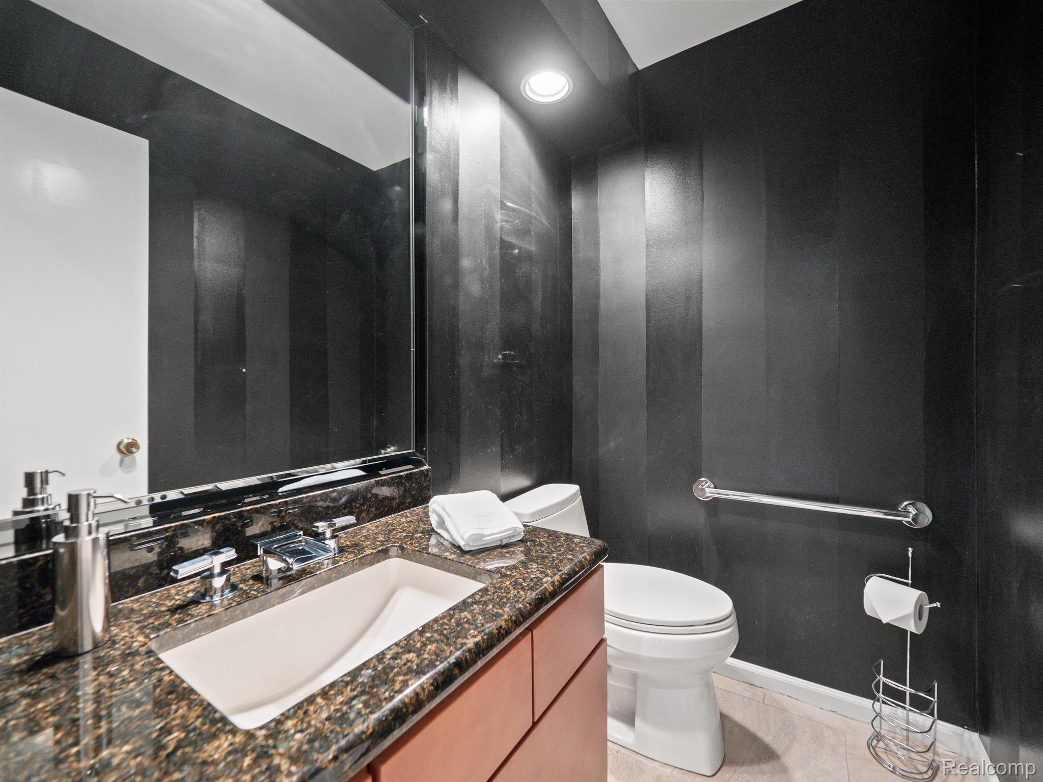 7437 STONY RIVER Court