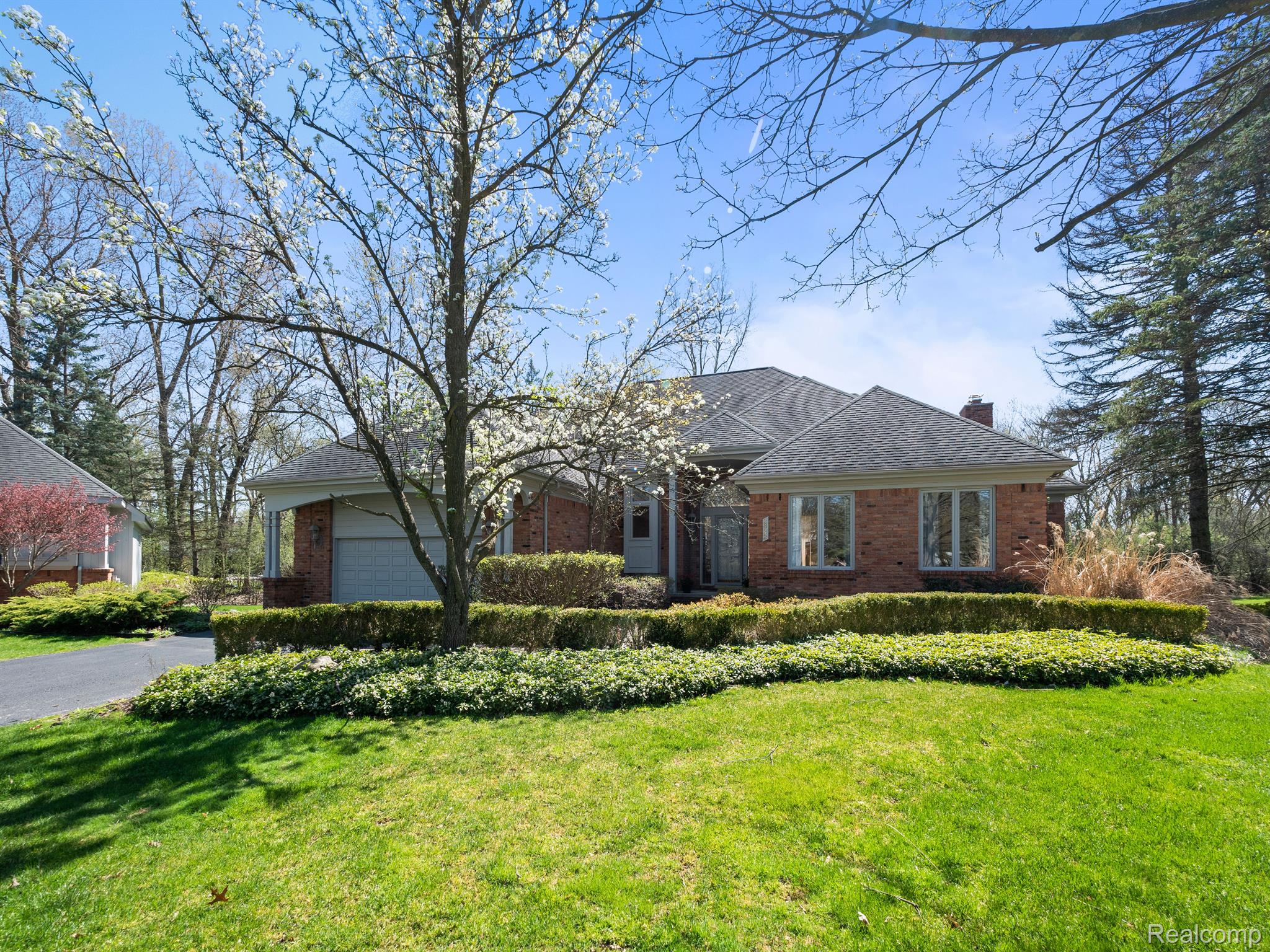 2822 BIRCHWOOD Court