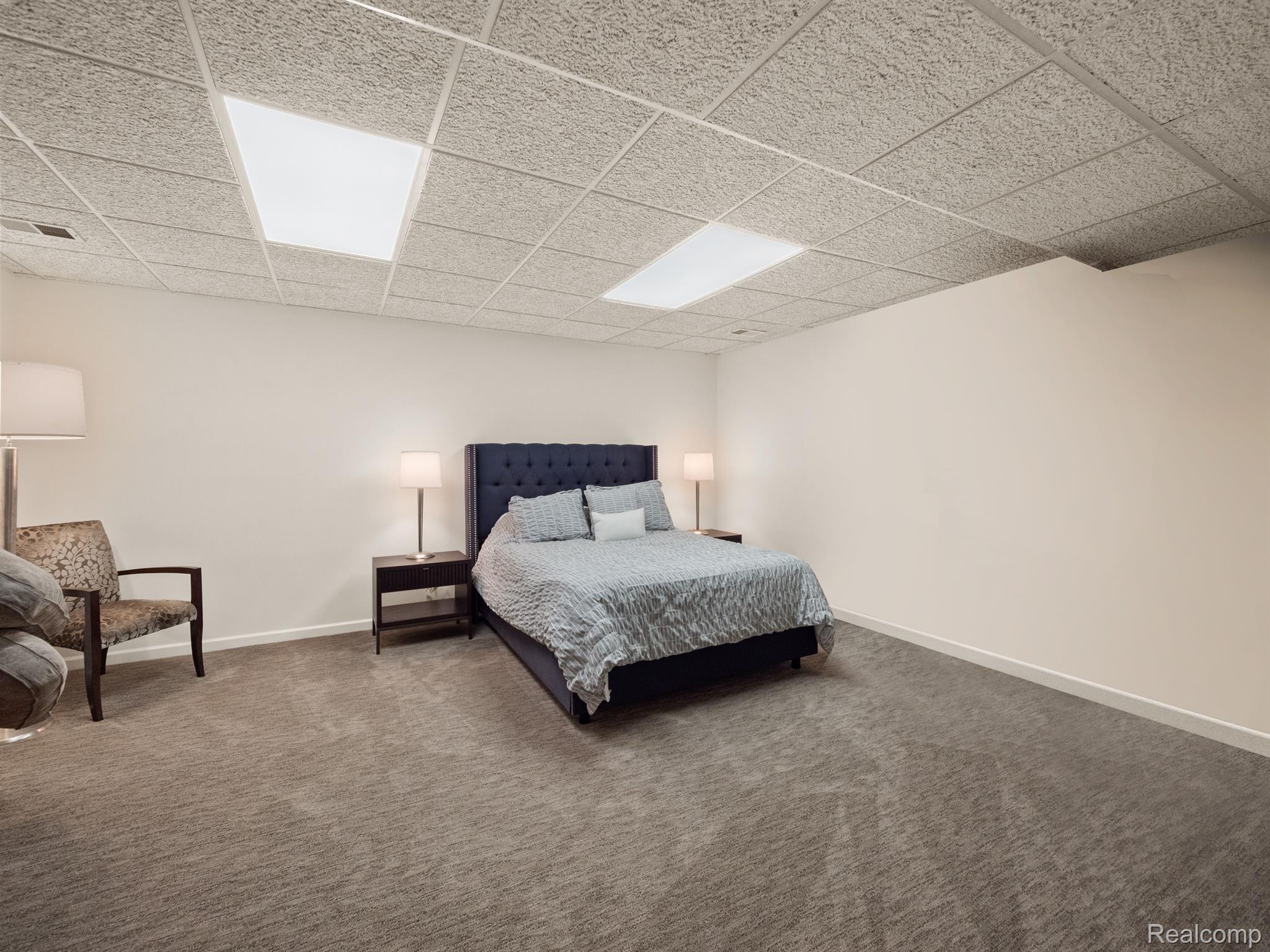 2822 BIRCHWOOD Court