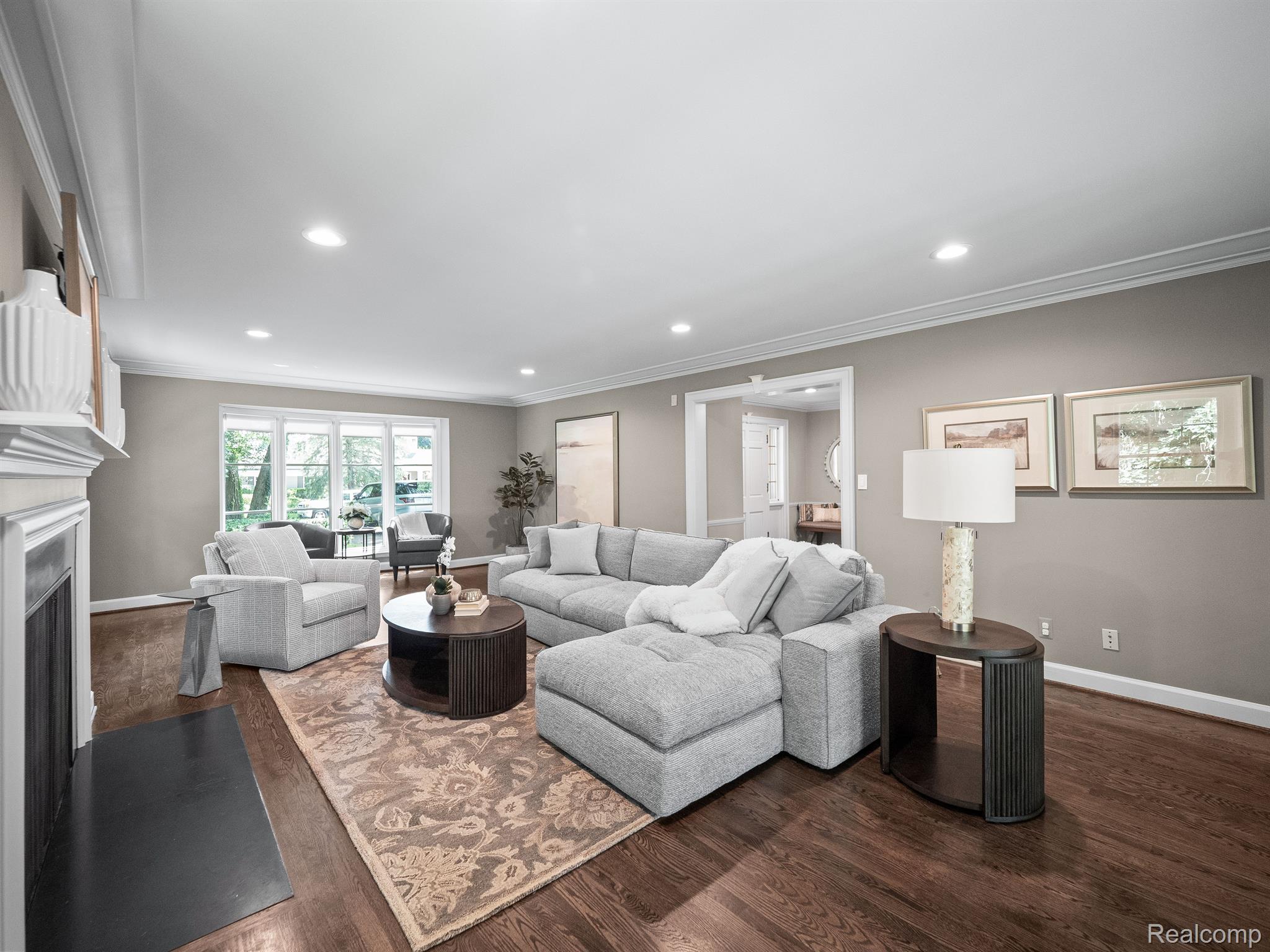 662 BENNINGTON Drive