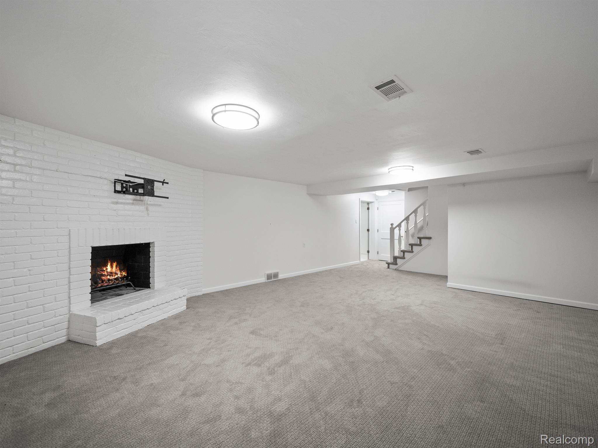 662 BENNINGTON Drive