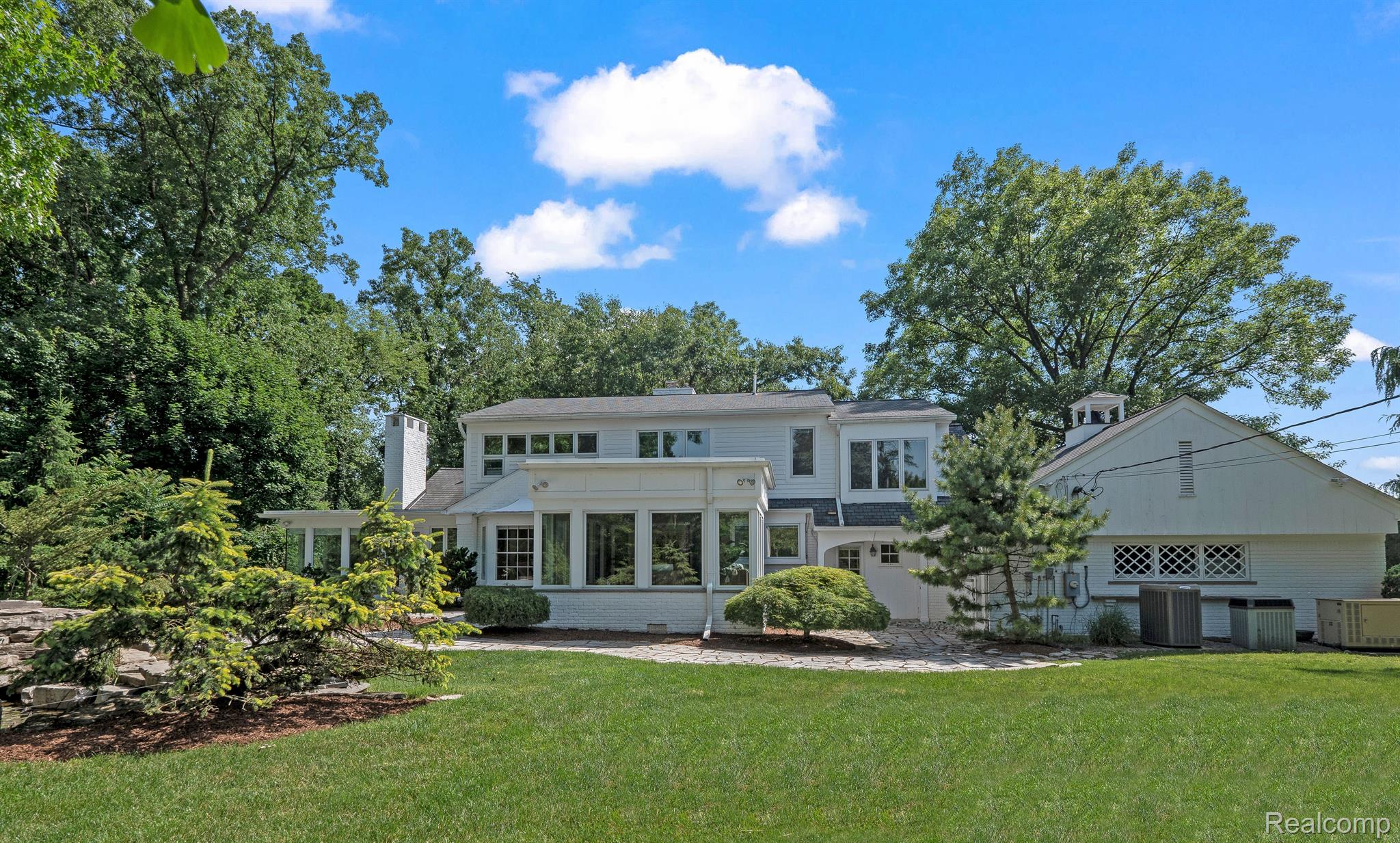 662 BENNINGTON Drive