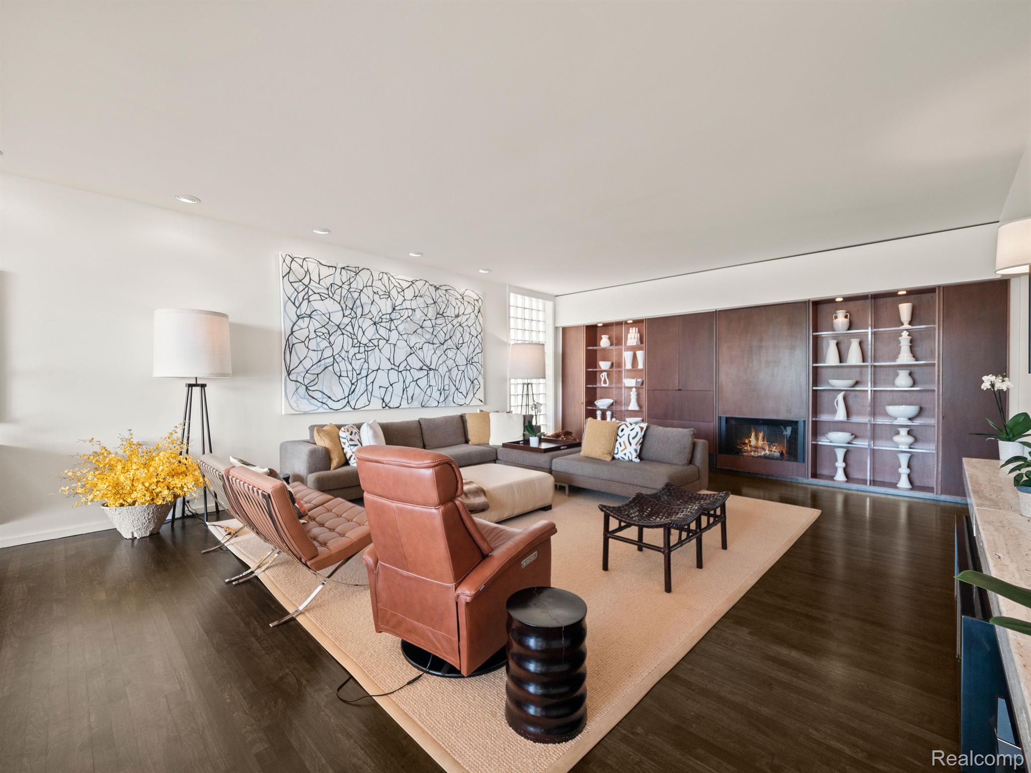 2030 GARLAND Street