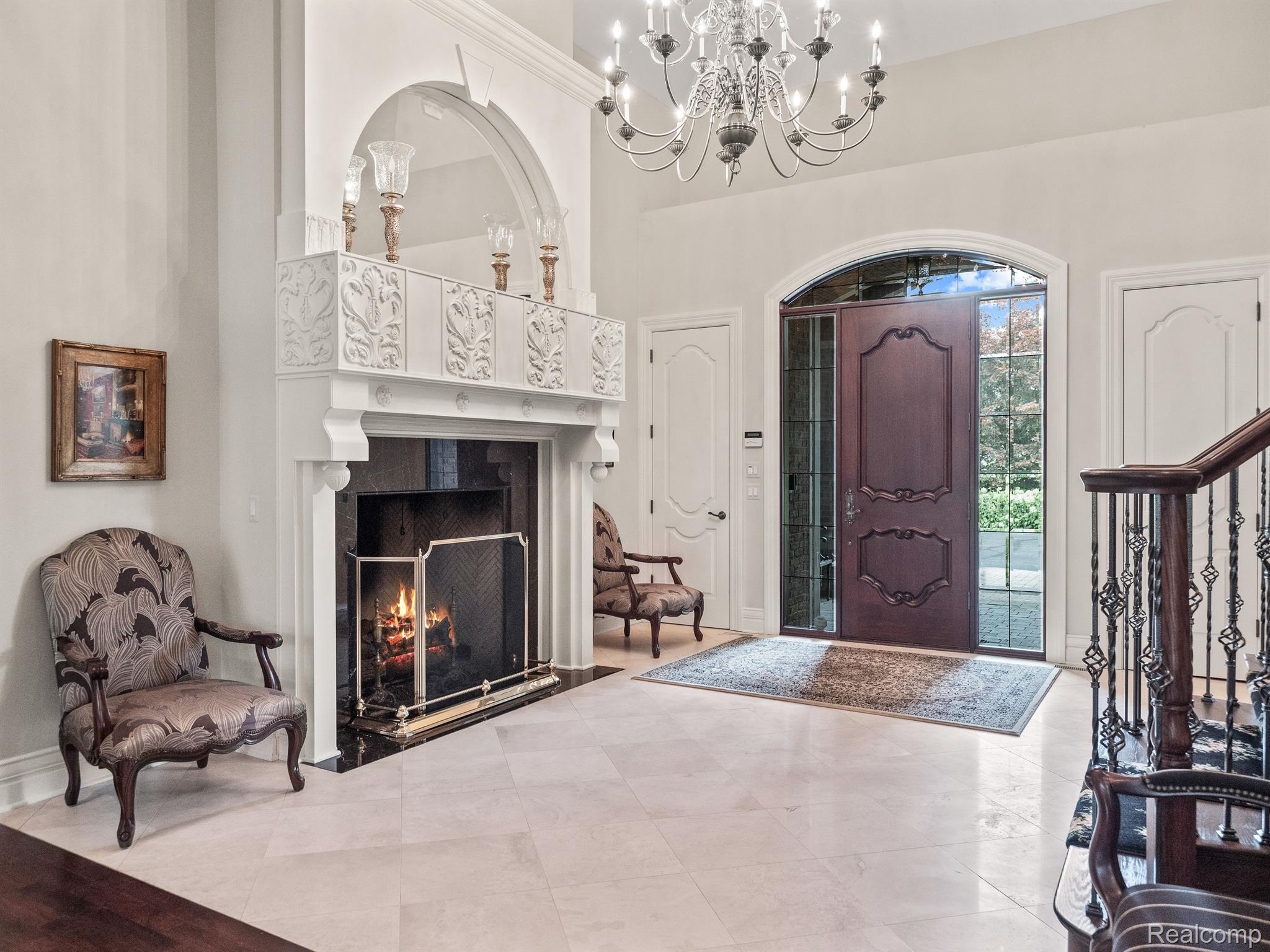 548 BARRINGTON Court