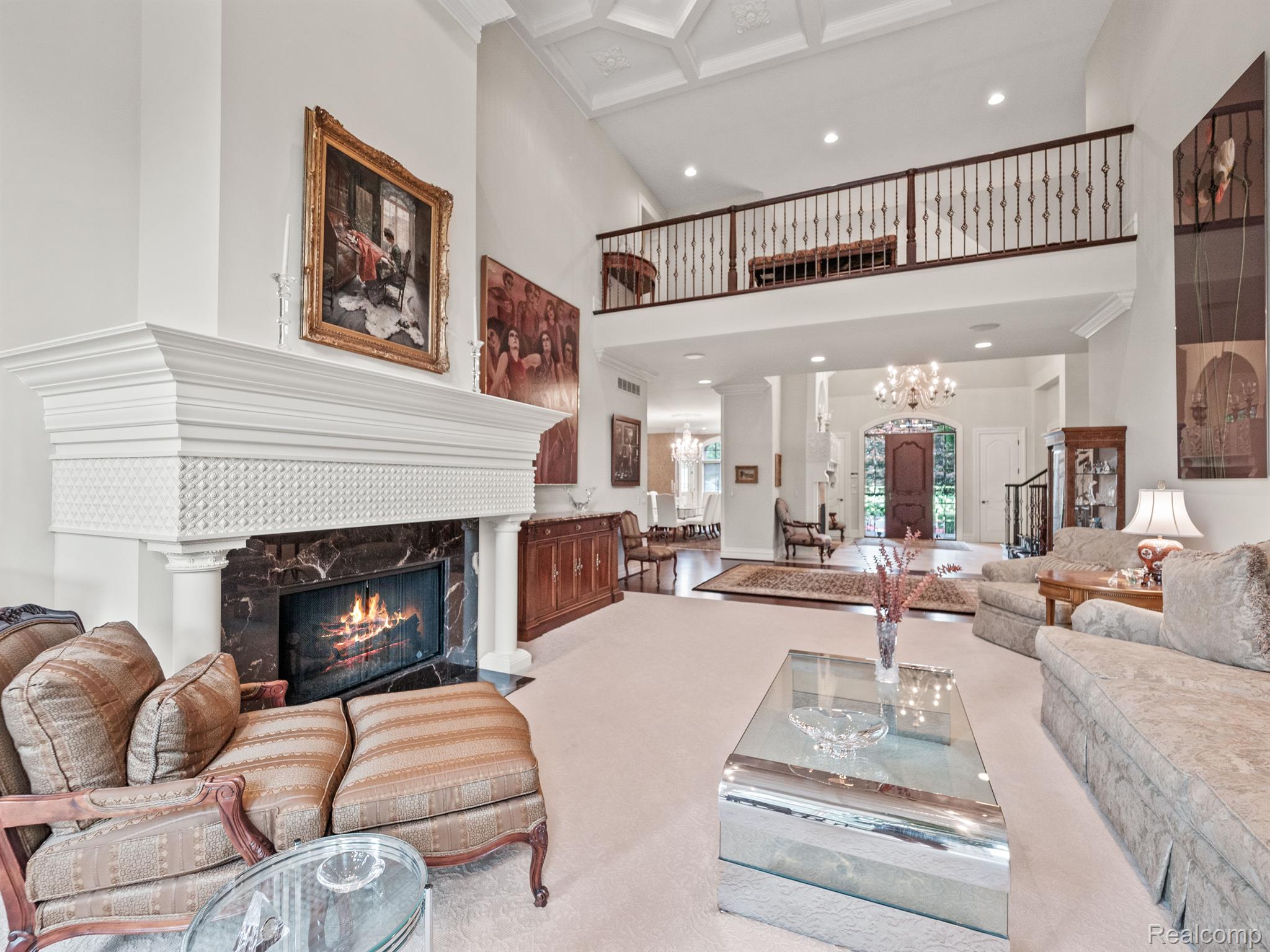 548 BARRINGTON Court