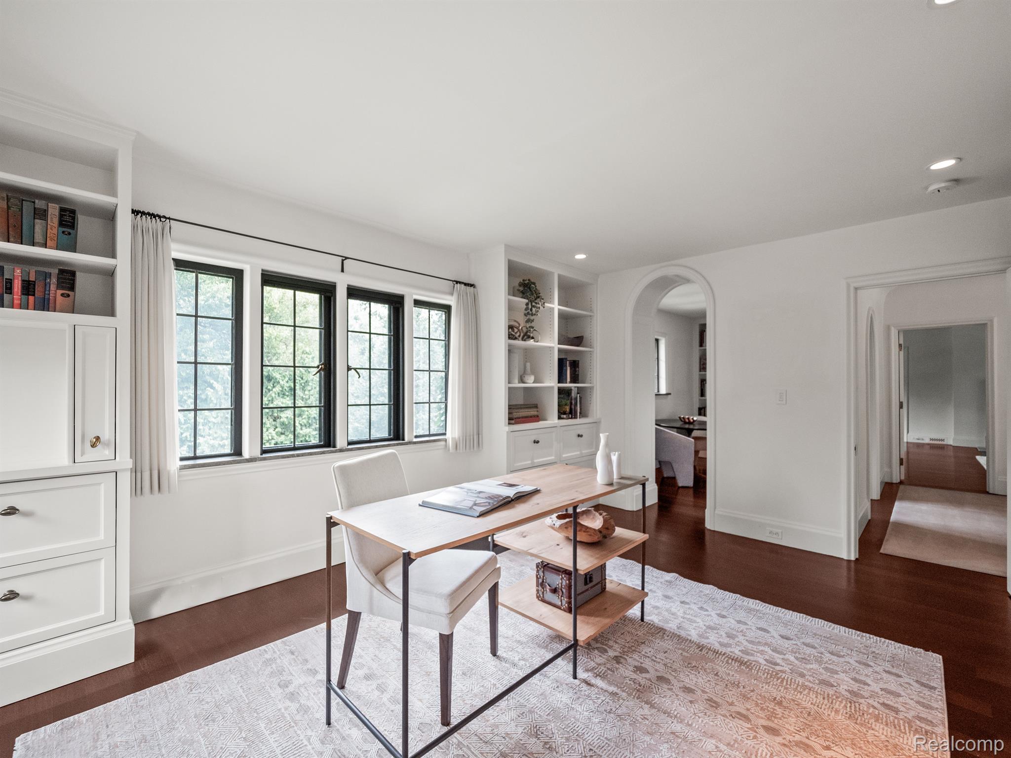 416 HAWTHORNE Street