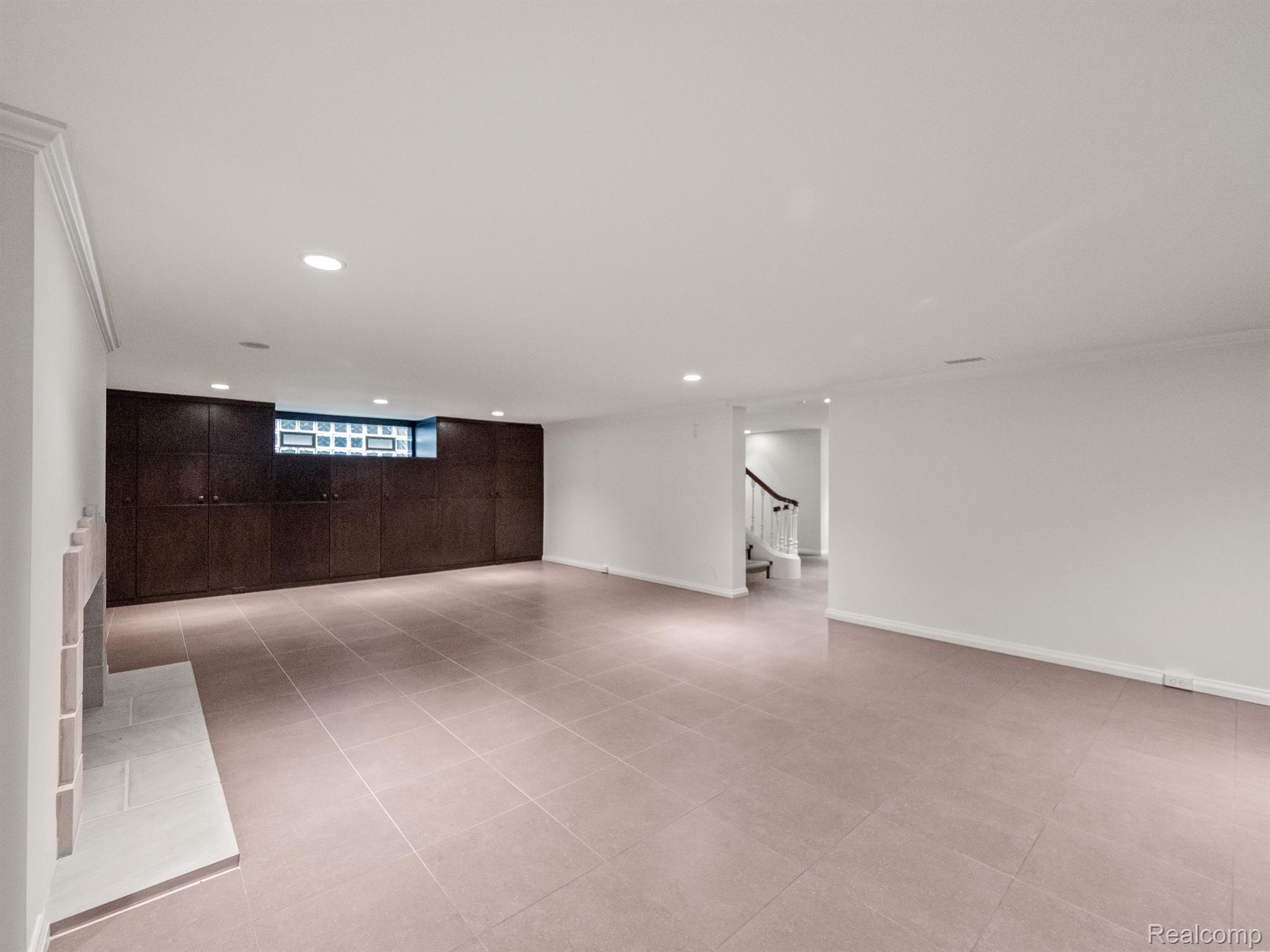 416 HAWTHORNE Street