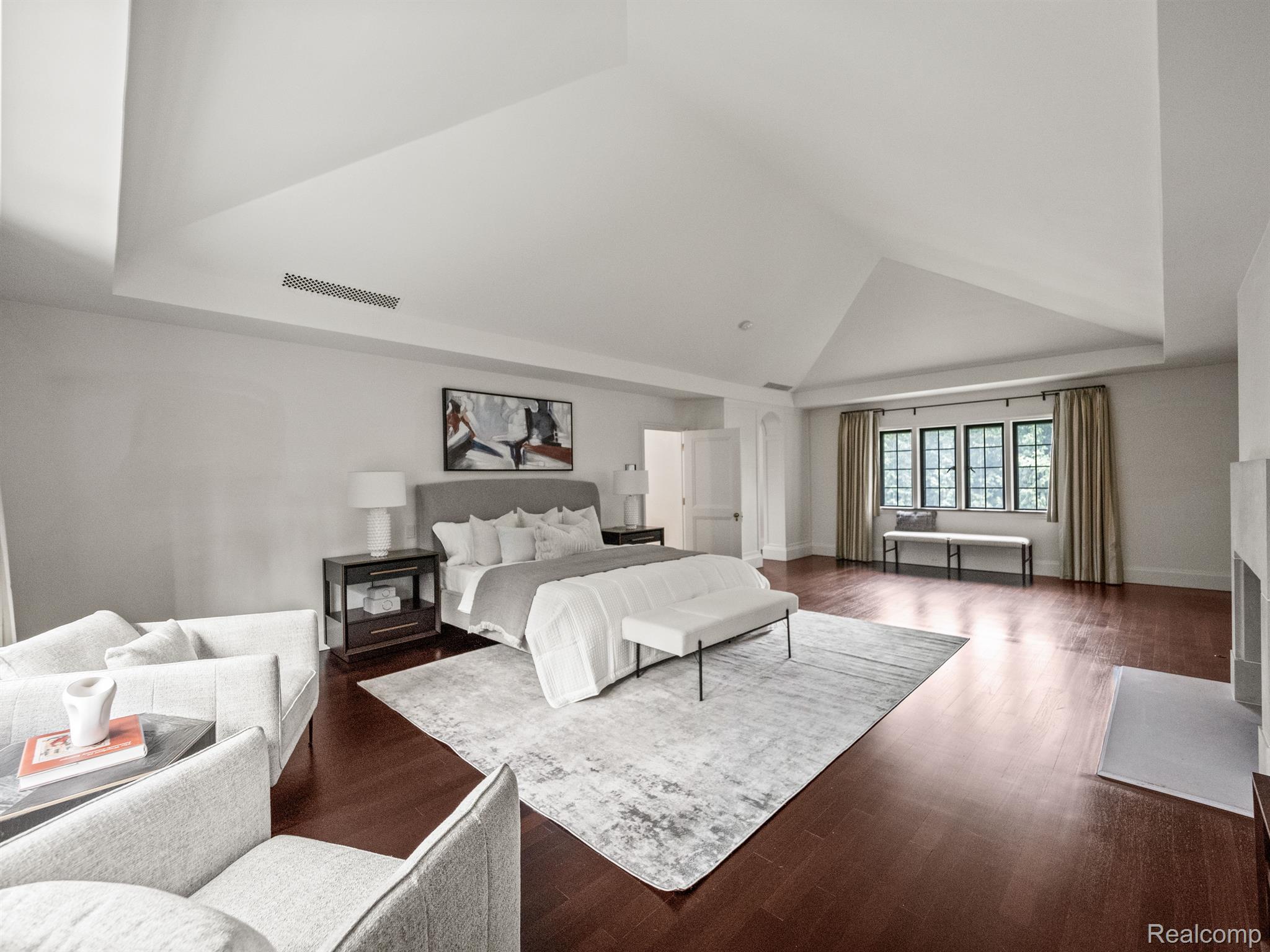 416 HAWTHORNE Street