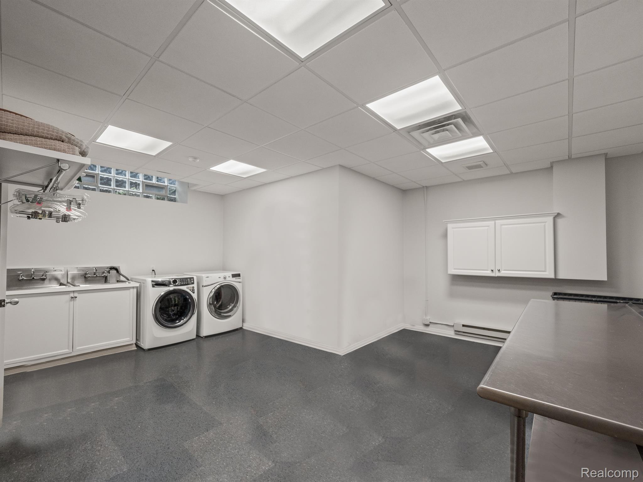 416 HAWTHORNE Street