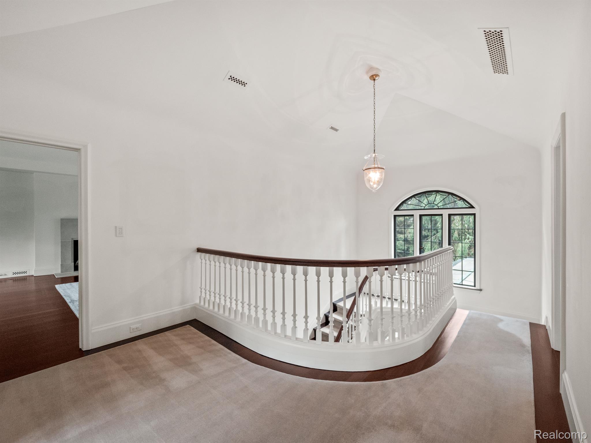 416 HAWTHORNE Street