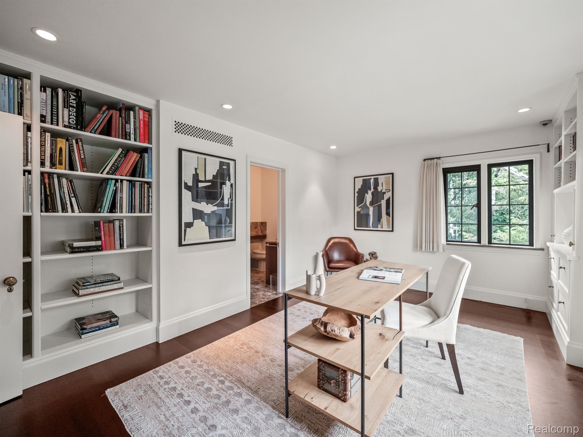 416 HAWTHORNE Street