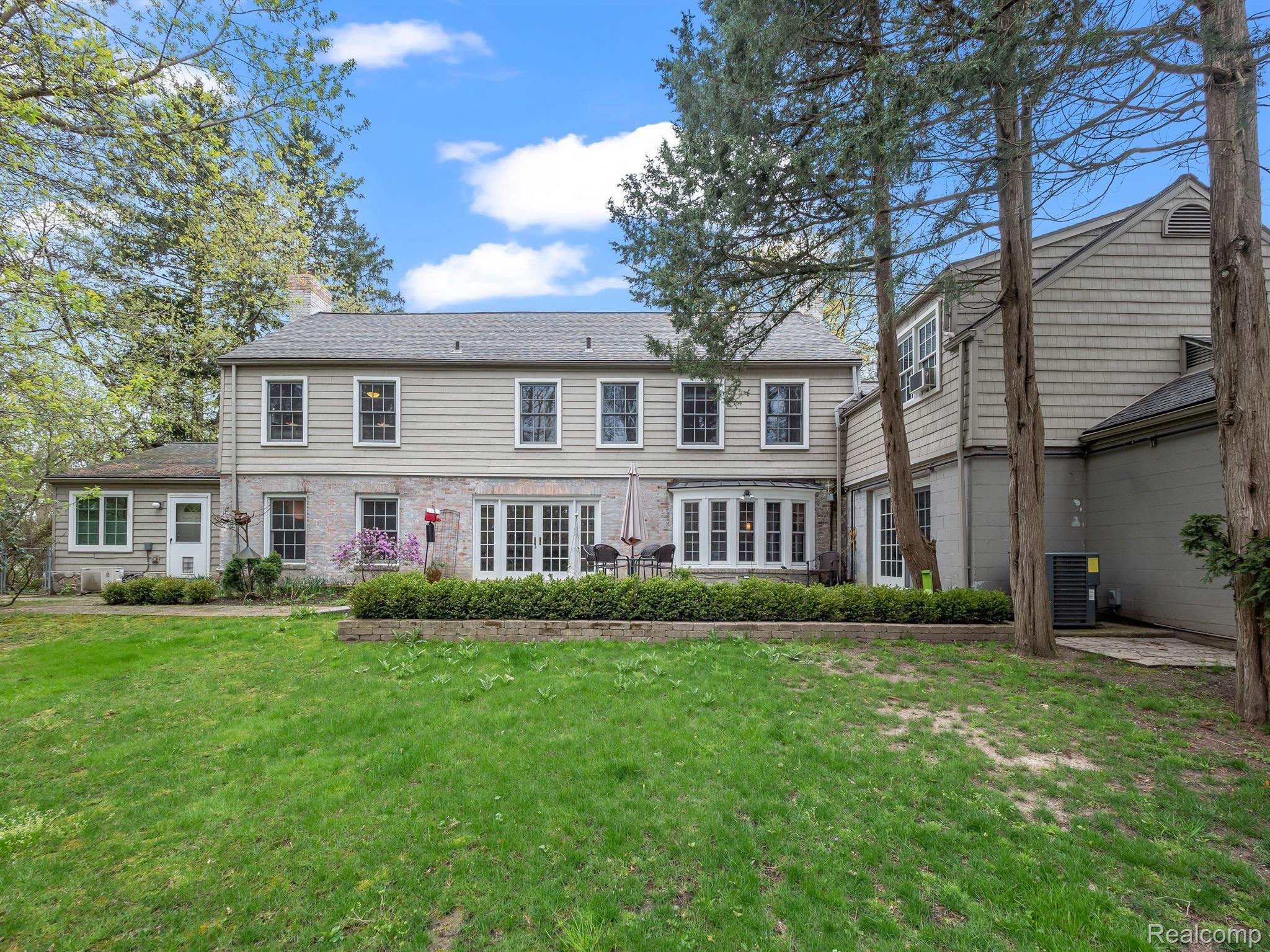 456 LONE PINE Court