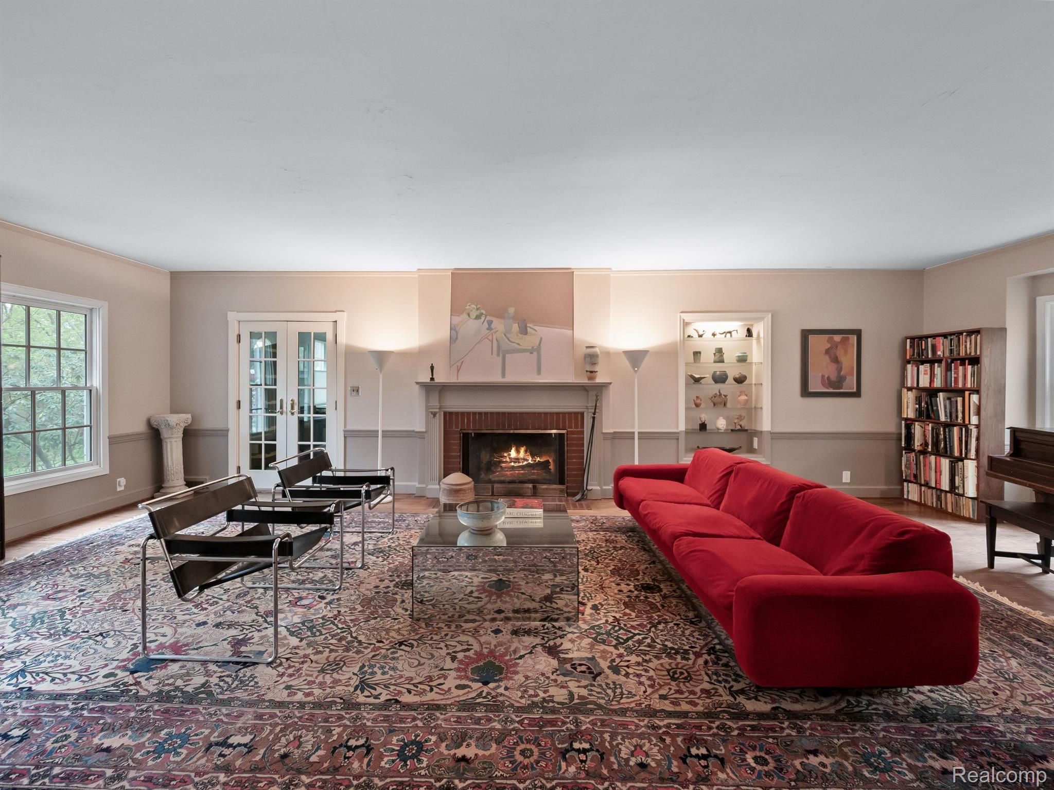 456 LONE PINE Court