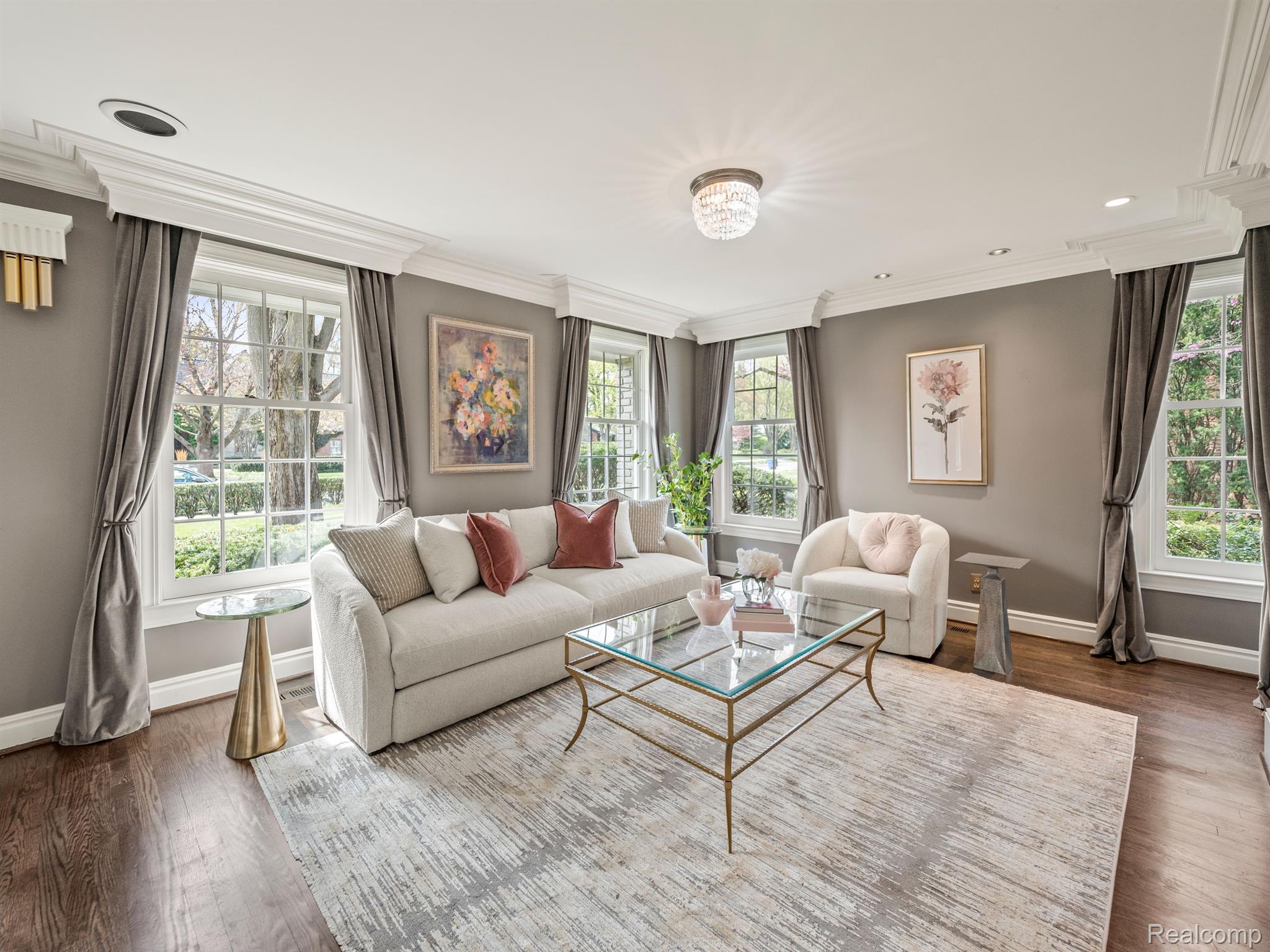 950 WADDINGTON Street