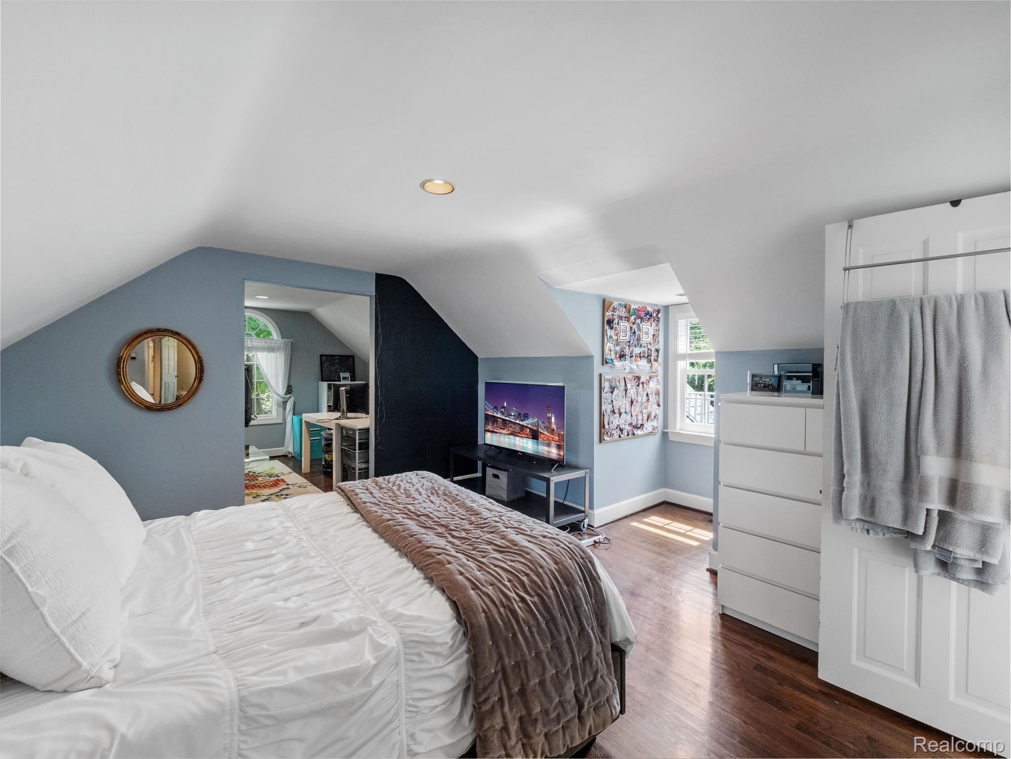 950 WADDINGTON Street