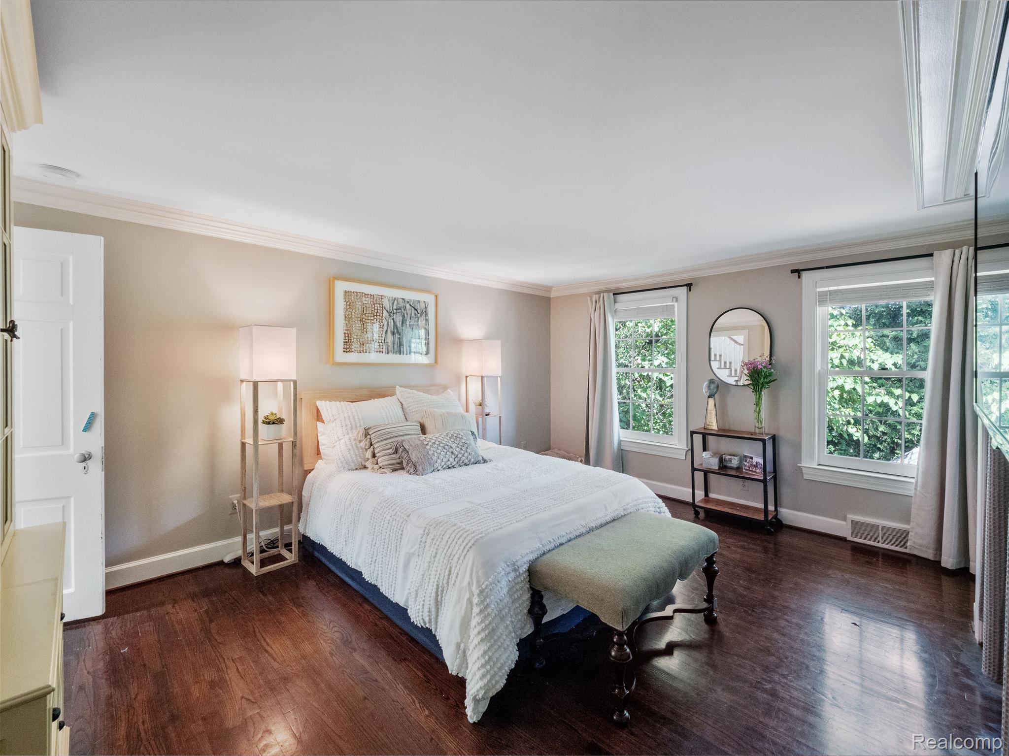 950 WADDINGTON Street