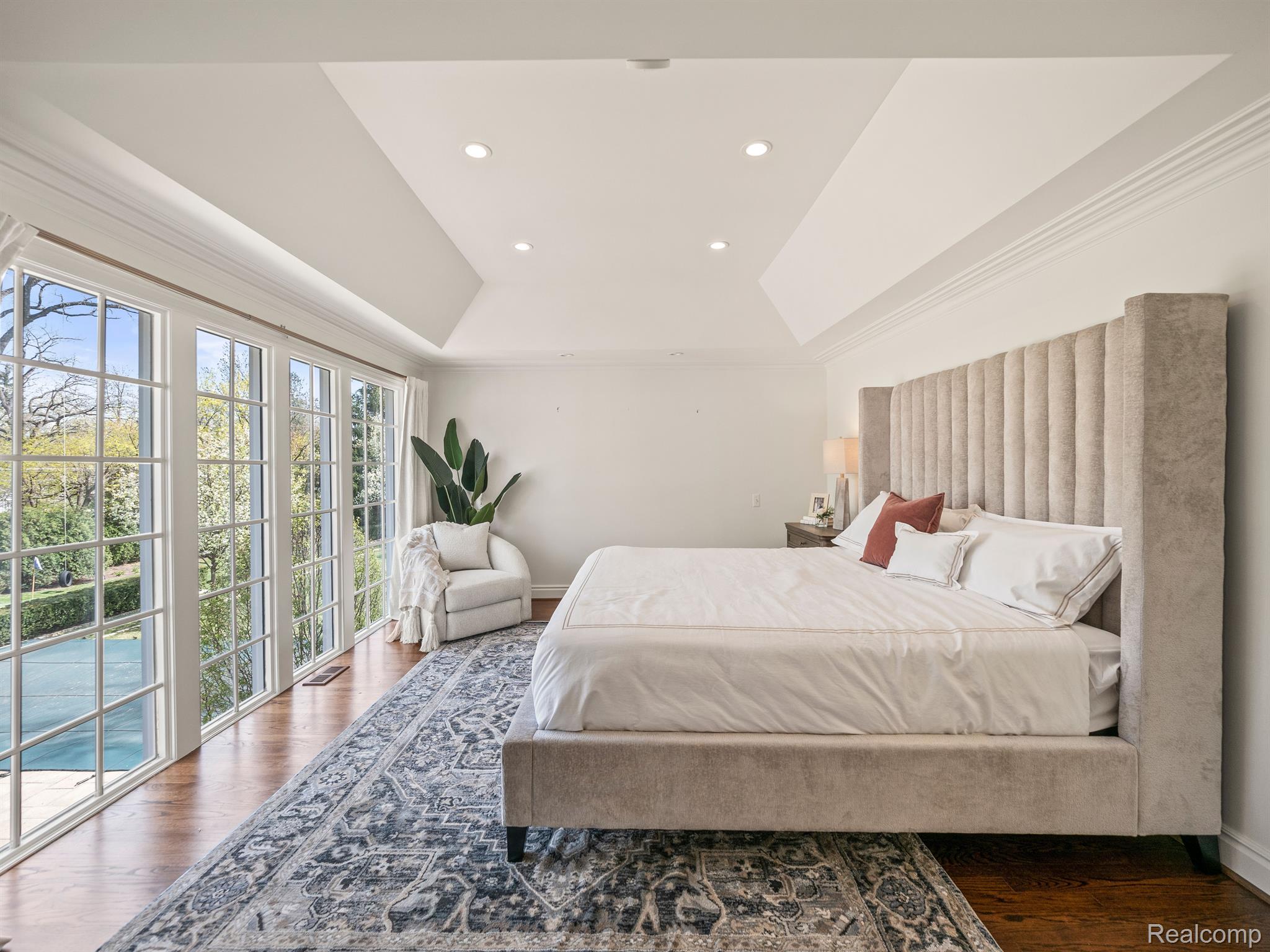 950 WADDINGTON Street