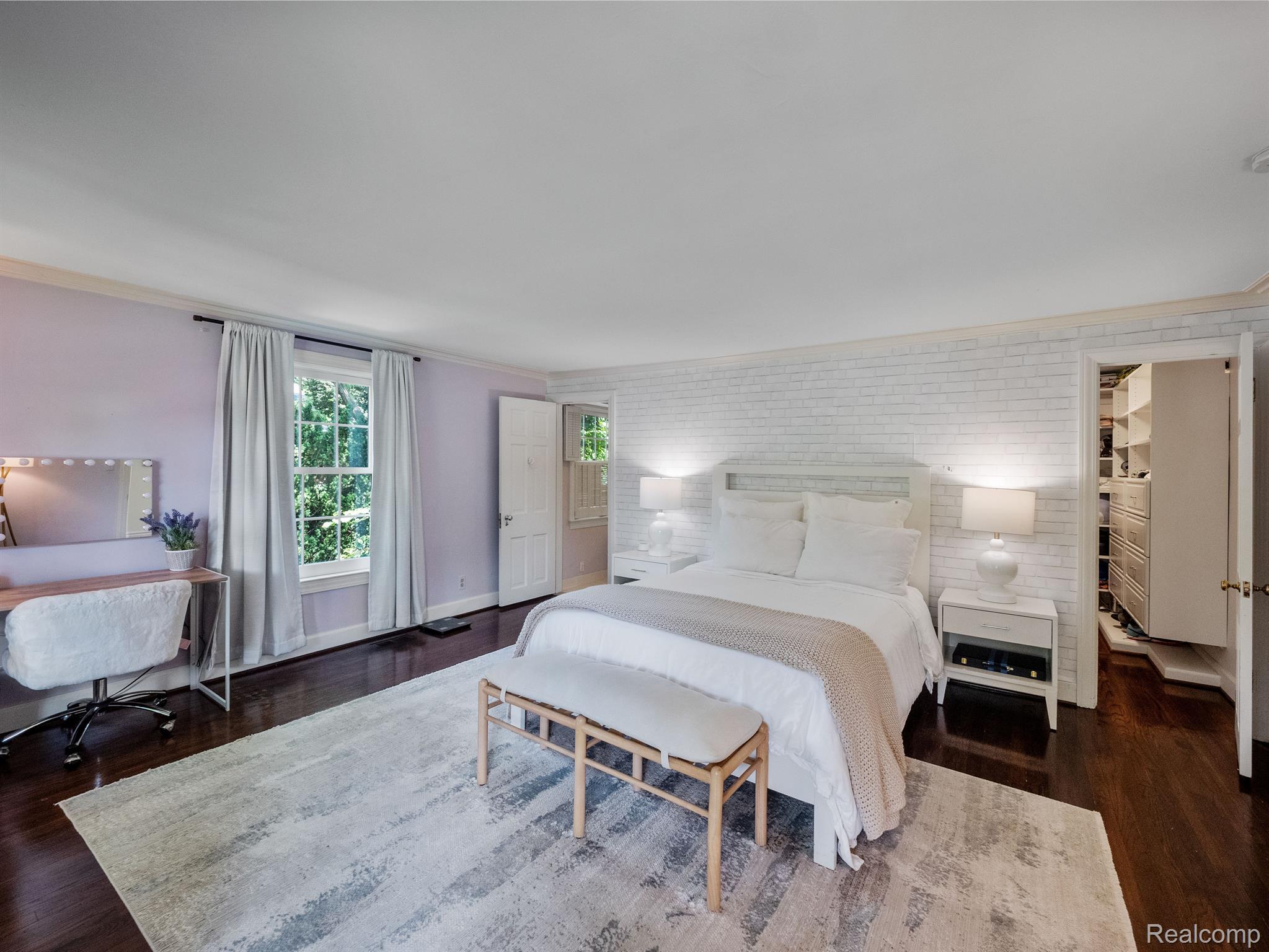 950 WADDINGTON Street