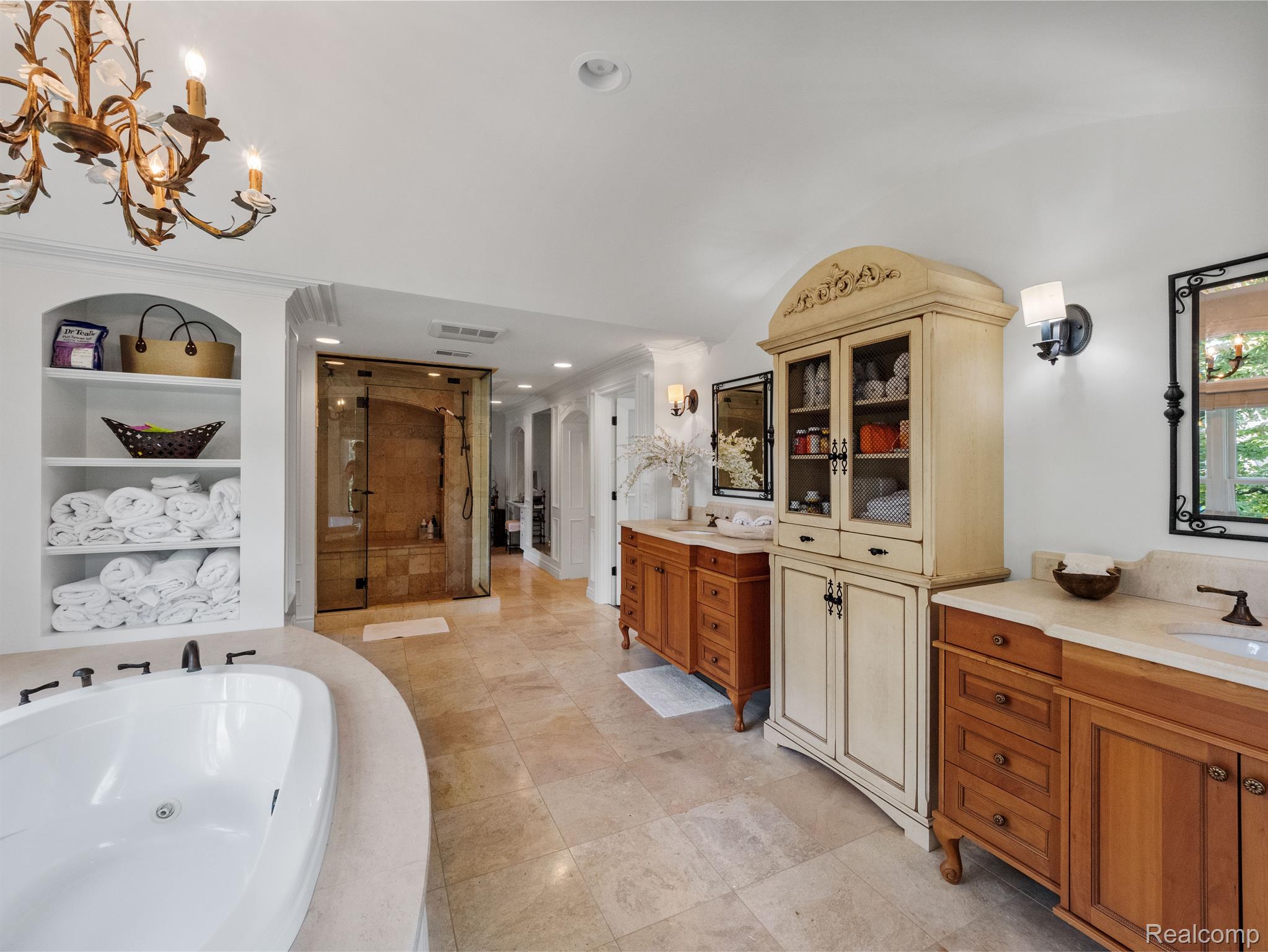 950 WADDINGTON Street