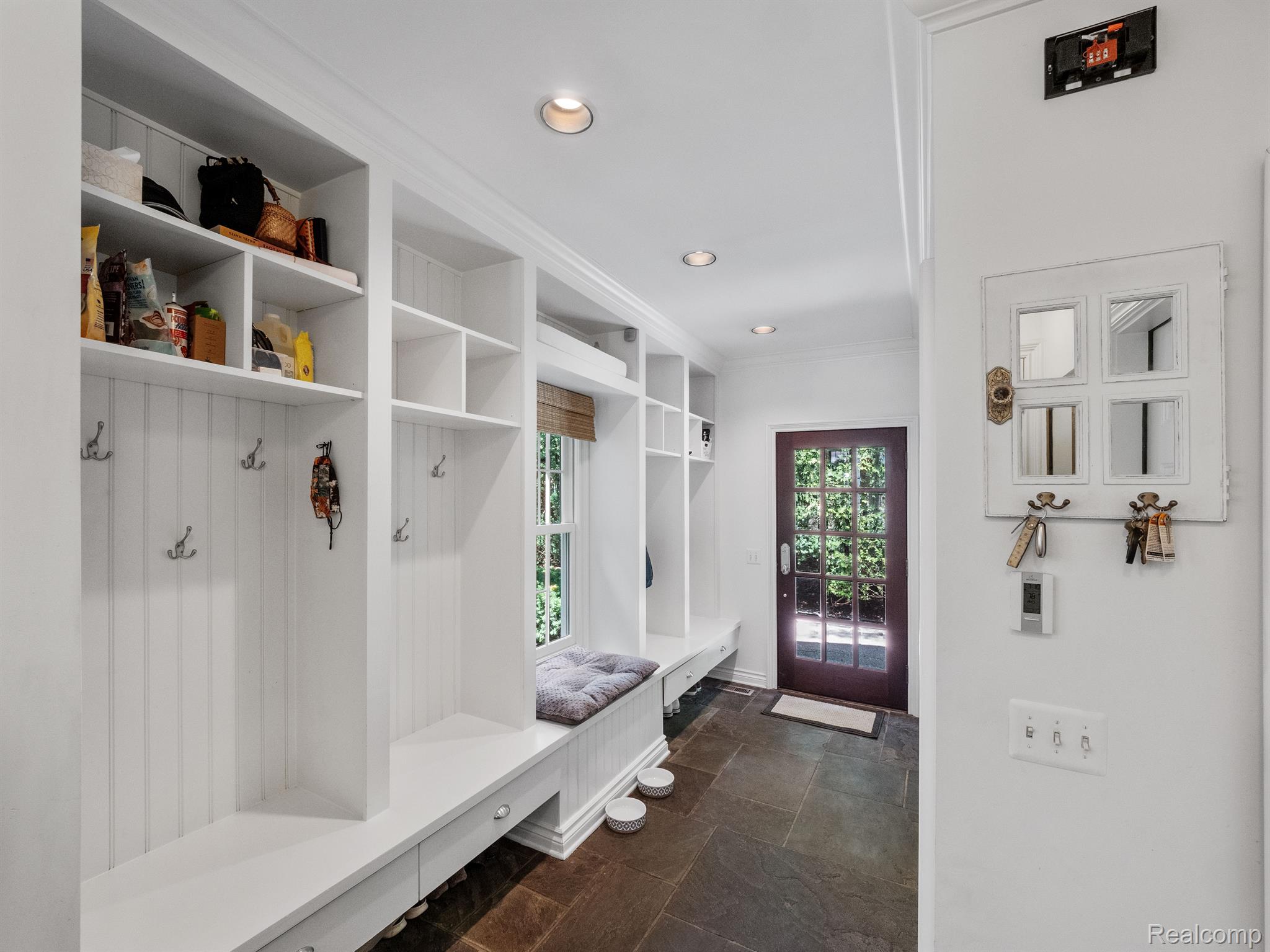 950 WADDINGTON Street