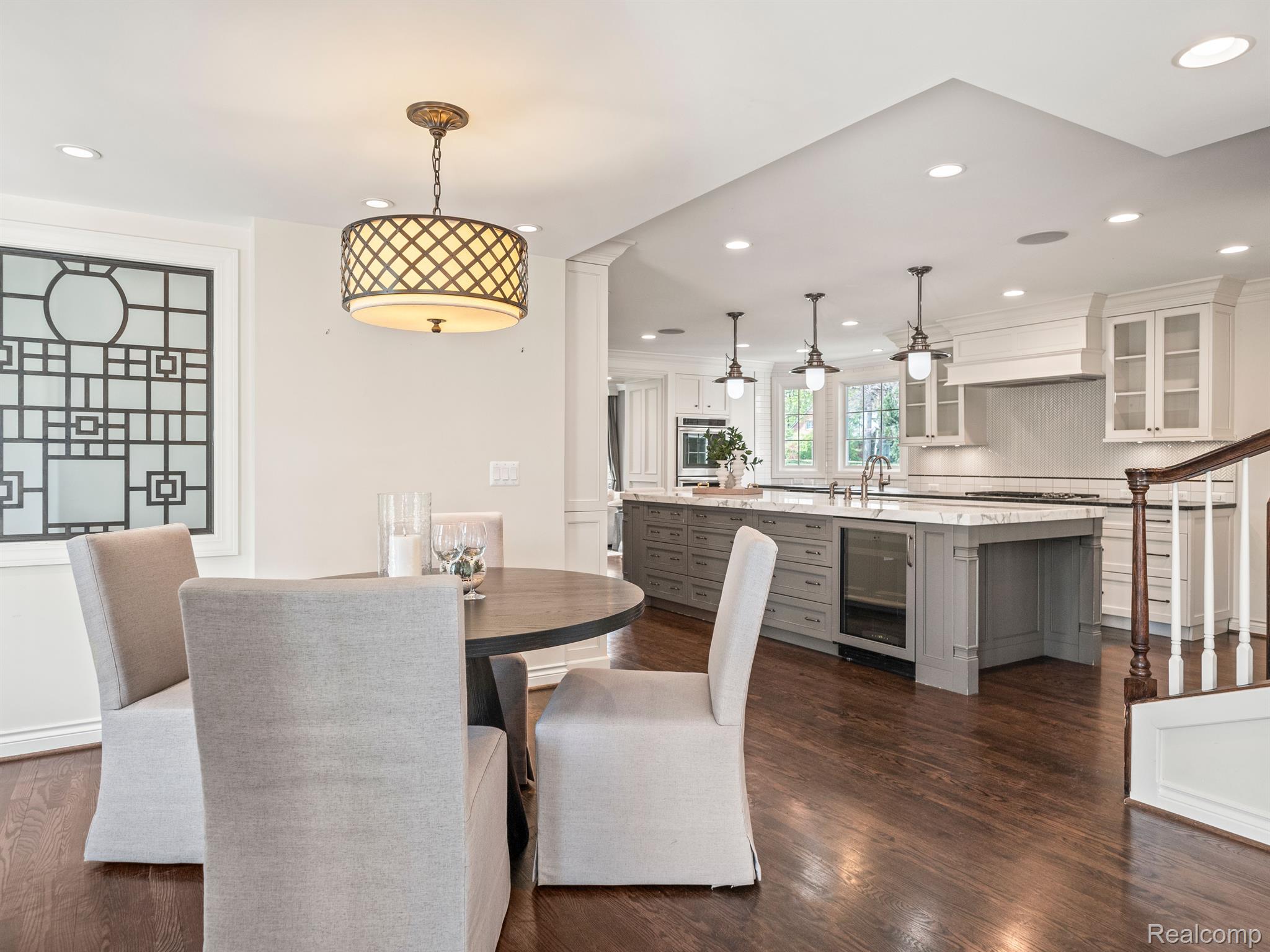 950 WADDINGTON Street