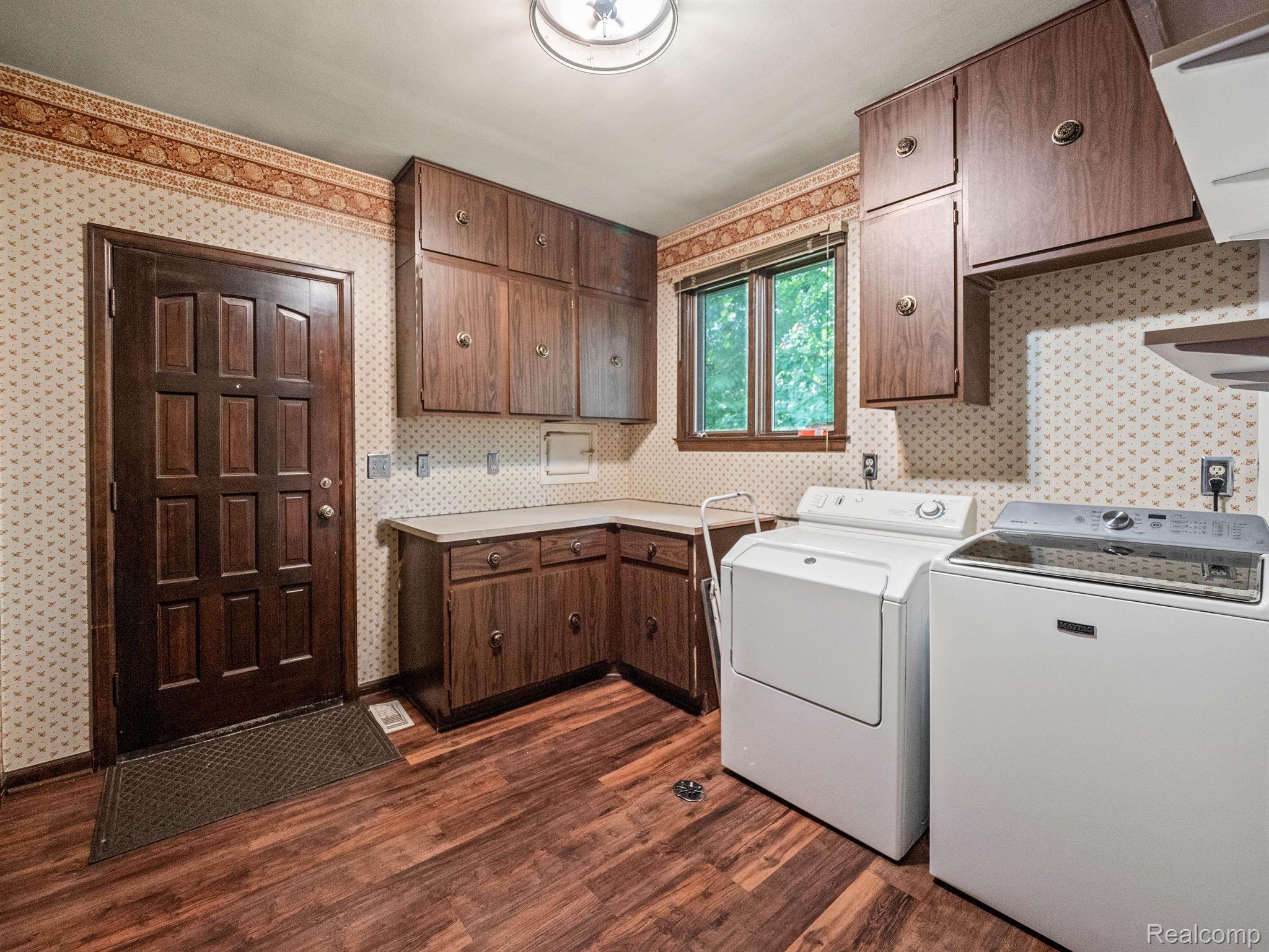 22875 COVENTRY WOODS Lane