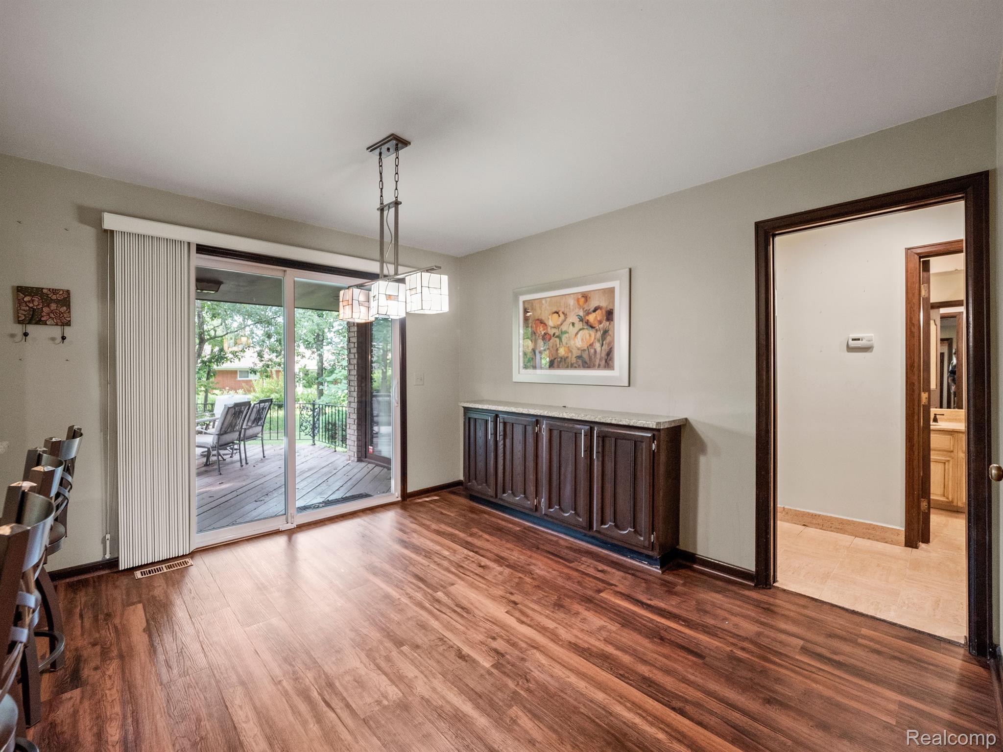 22875 COVENTRY WOODS Lane