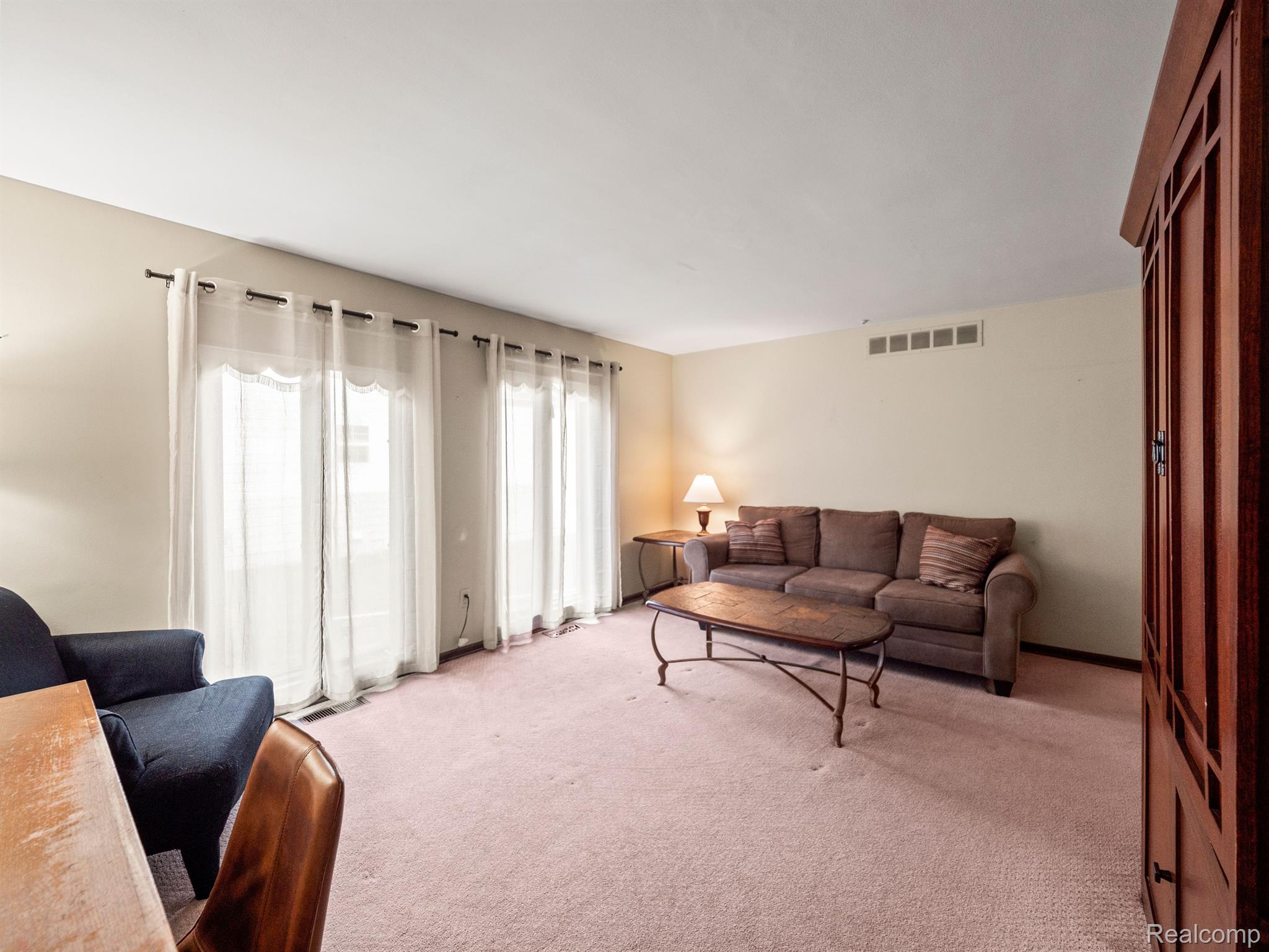 22875 COVENTRY WOODS Lane