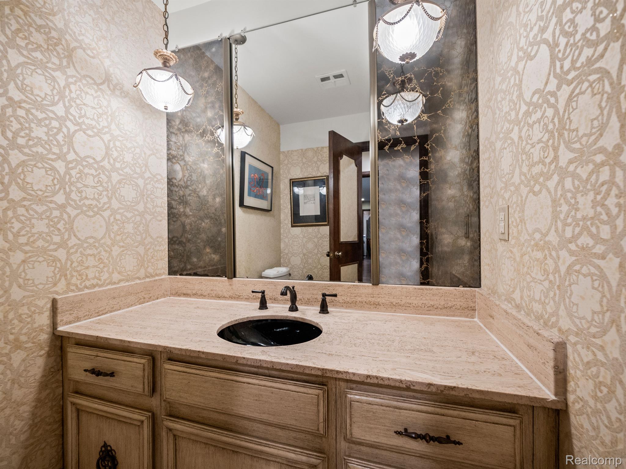 22875 COVENTRY WOODS Lane