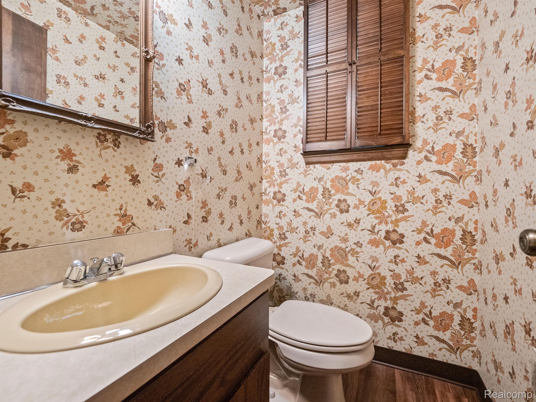 22875 COVENTRY WOODS Lane