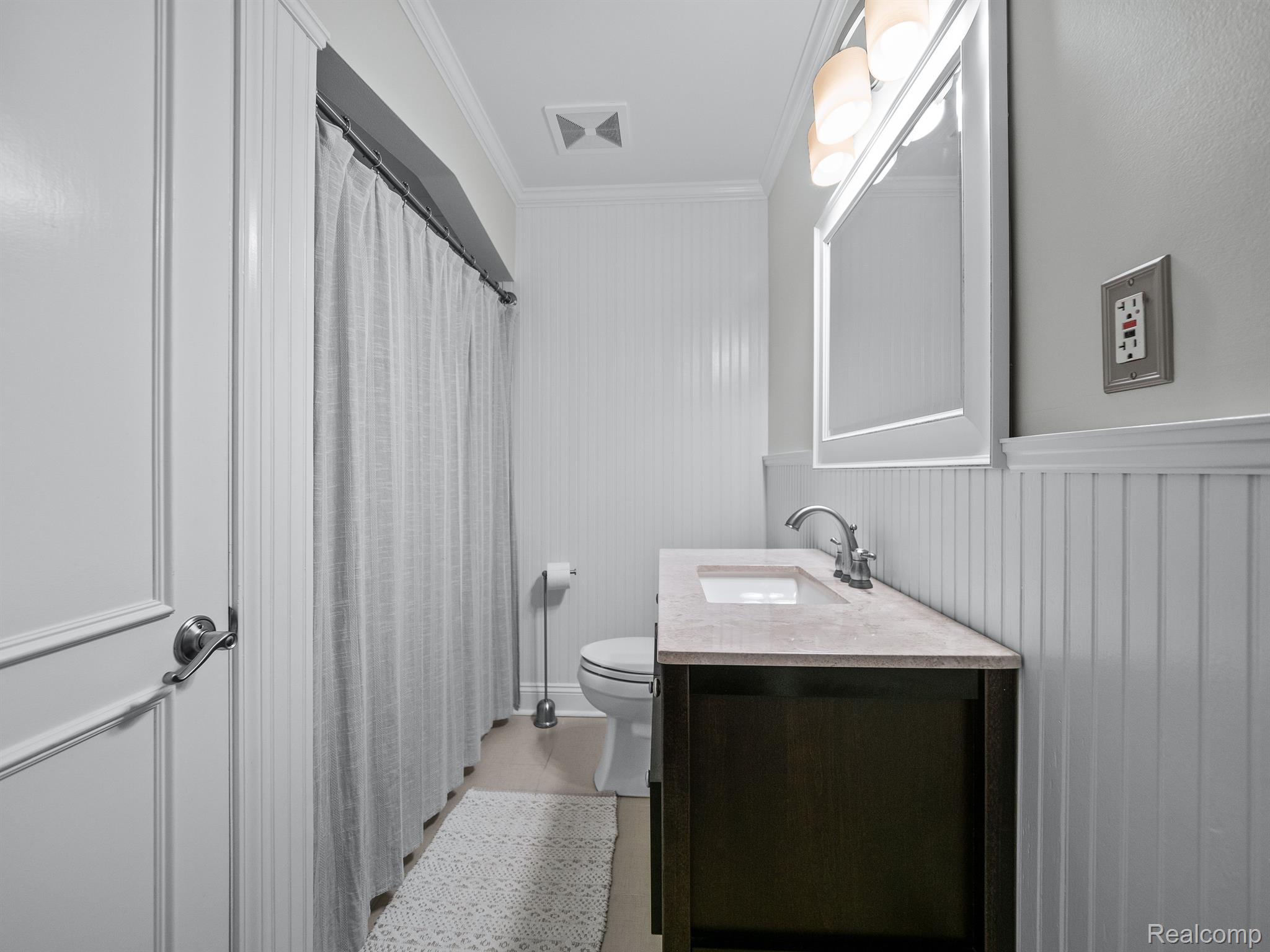 16986 LOCHERBIE Avenue