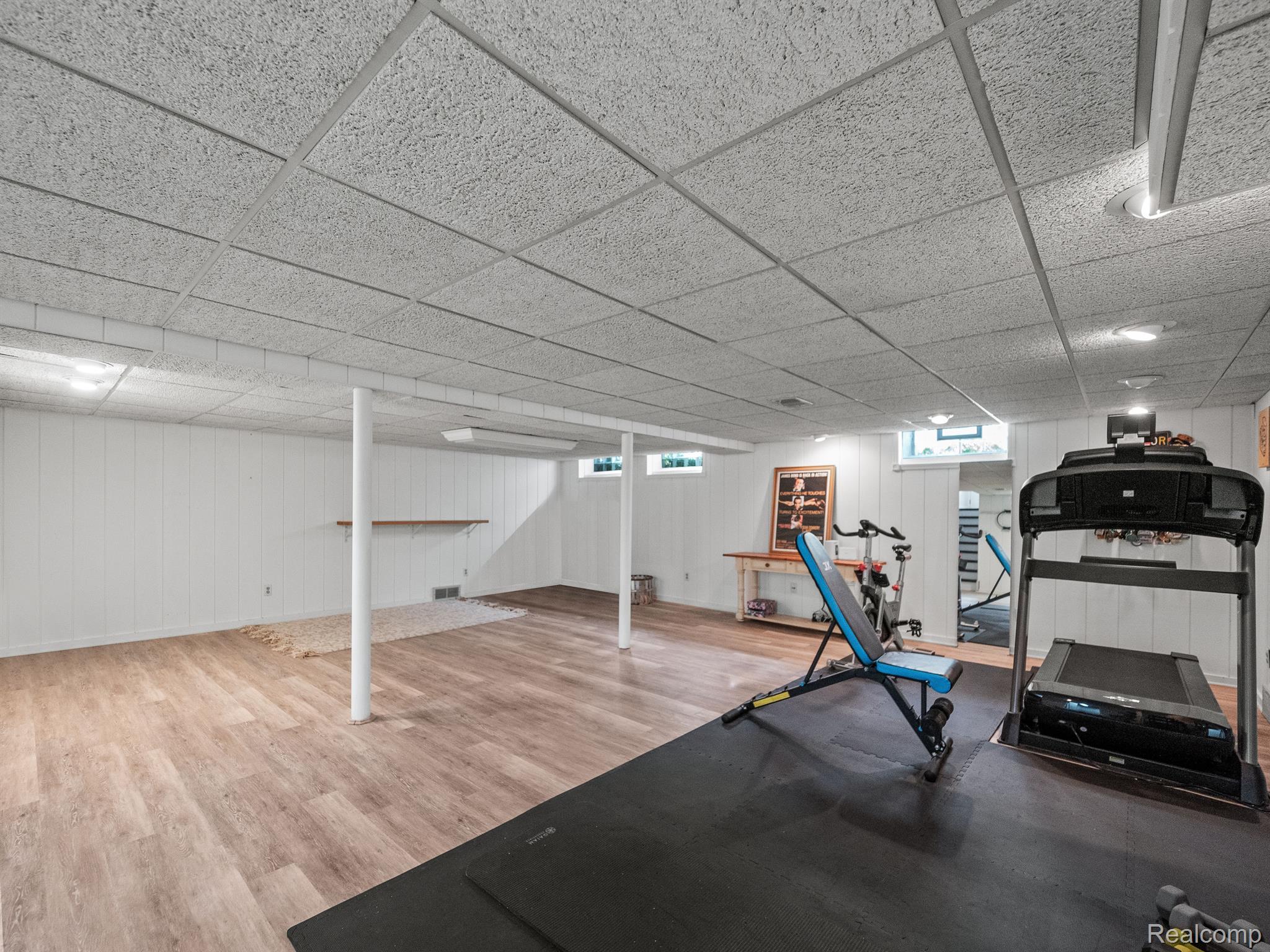 16986 LOCHERBIE Avenue