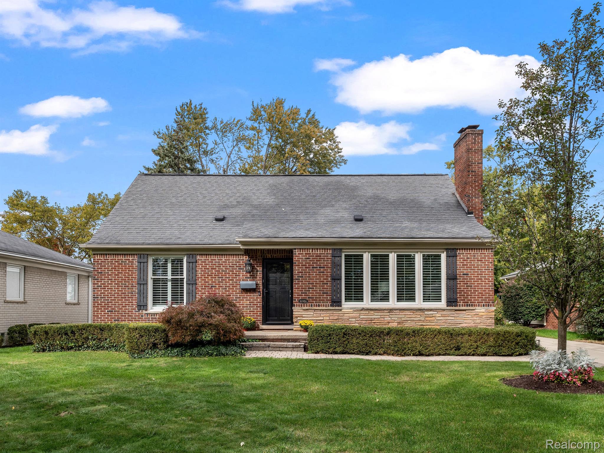 16986 LOCHERBIE Avenue