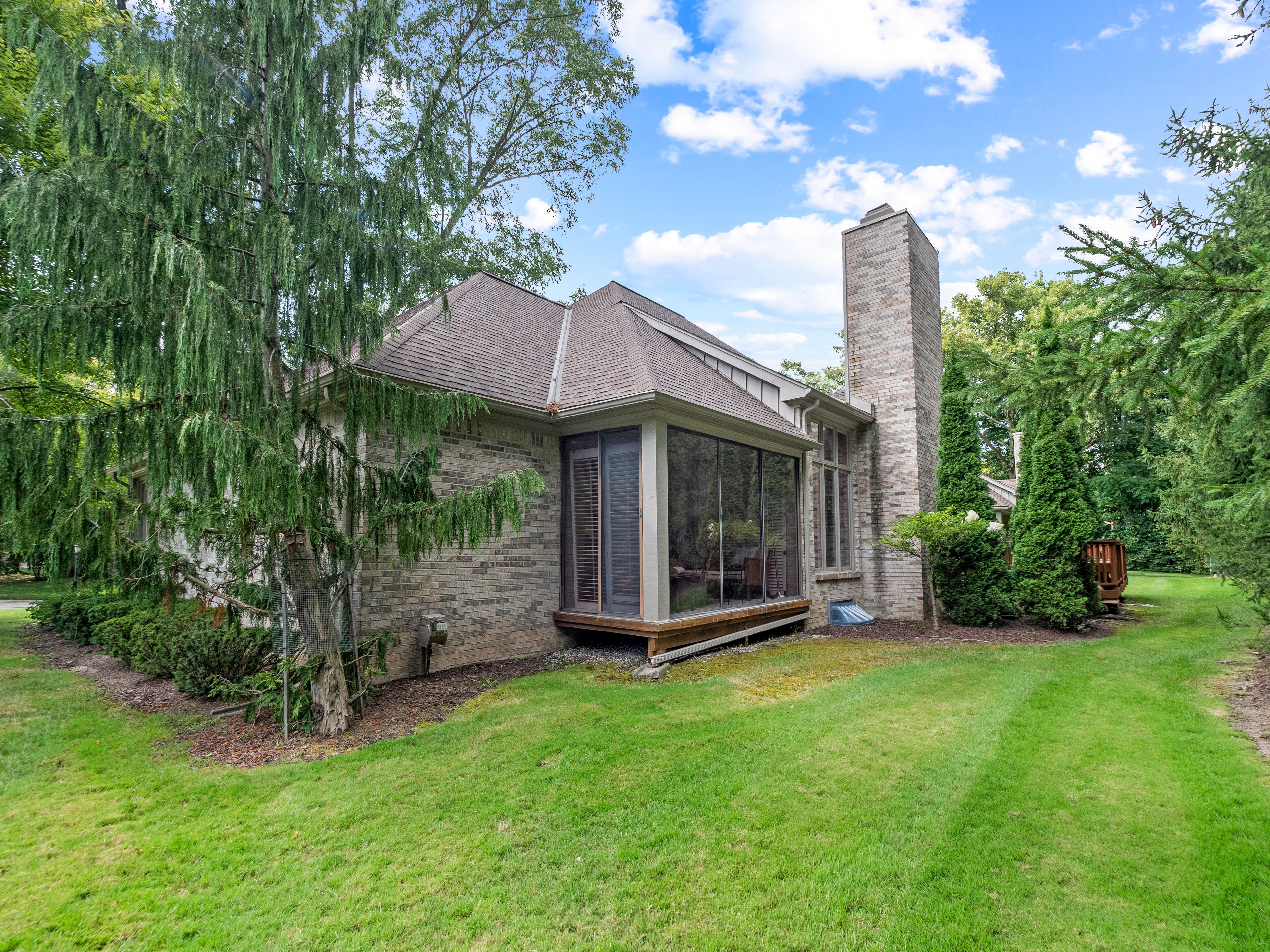 32400 PINES Drive