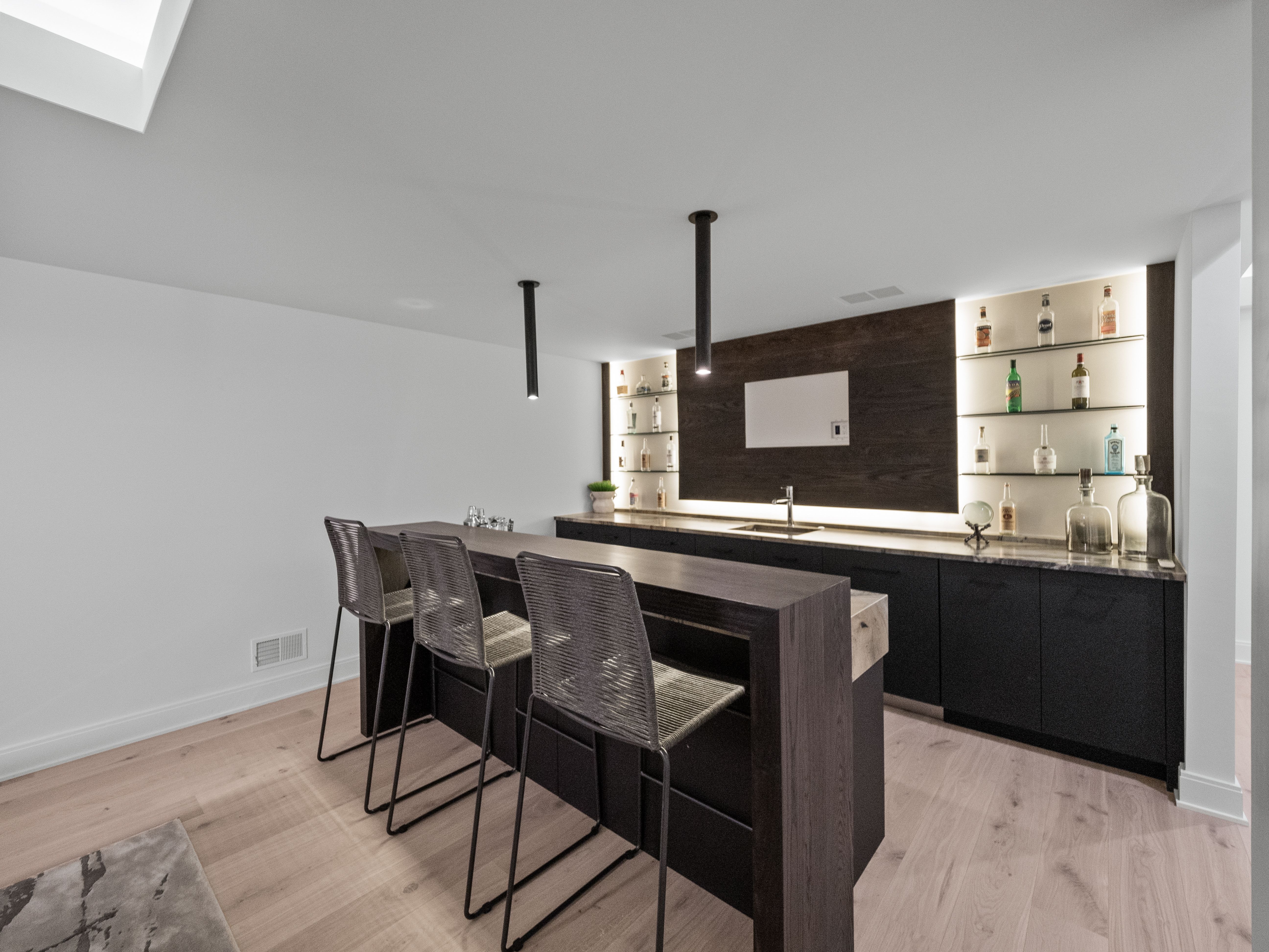 600 ATEN Court
