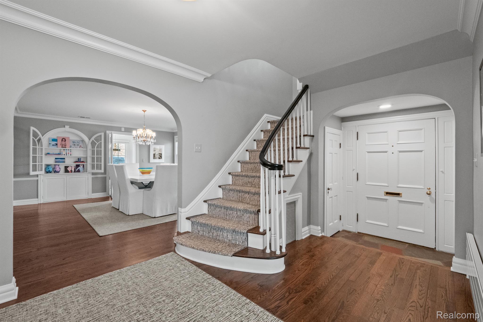 1211 WILLOW Lane