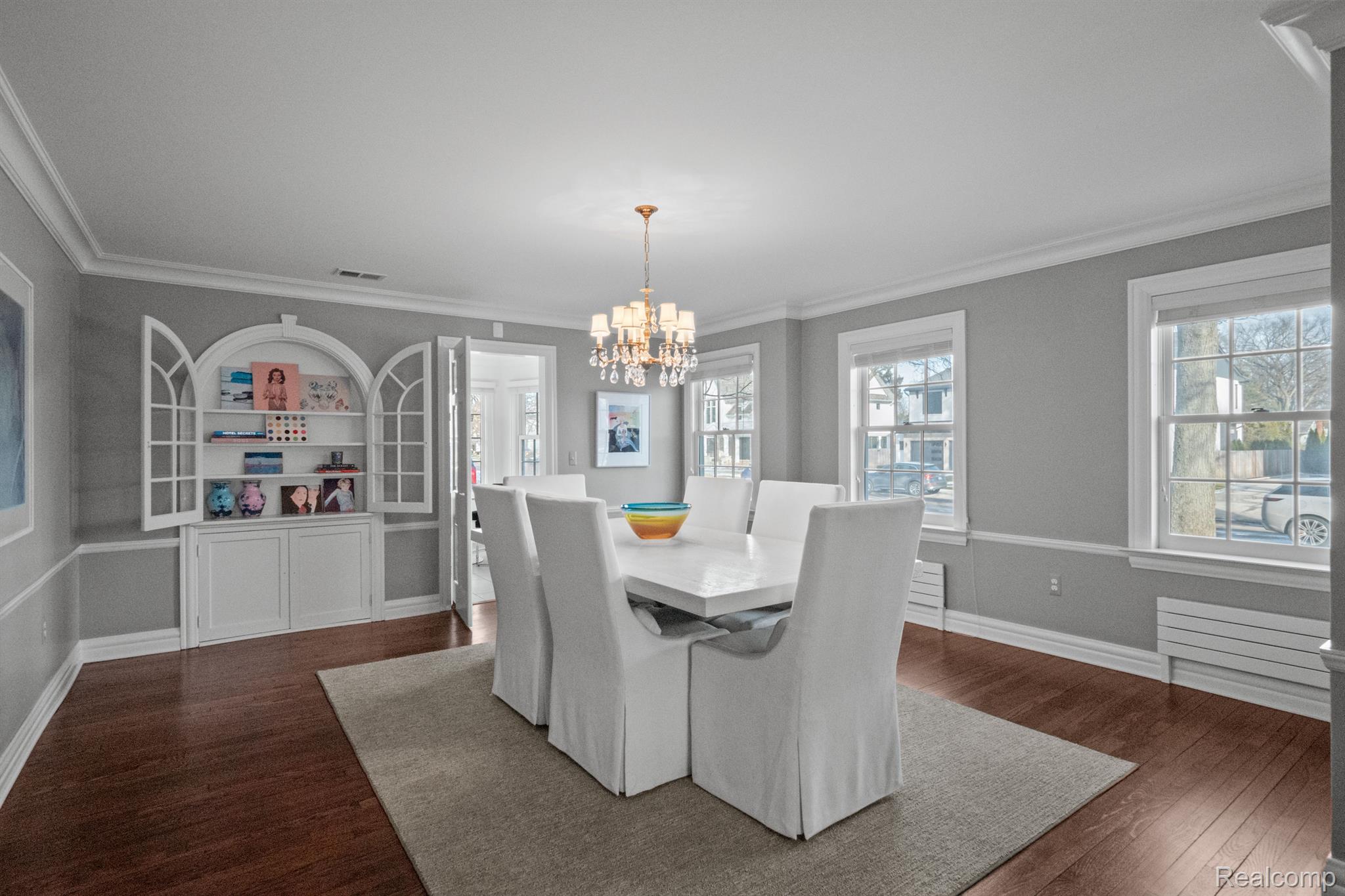 1211 WILLOW Lane