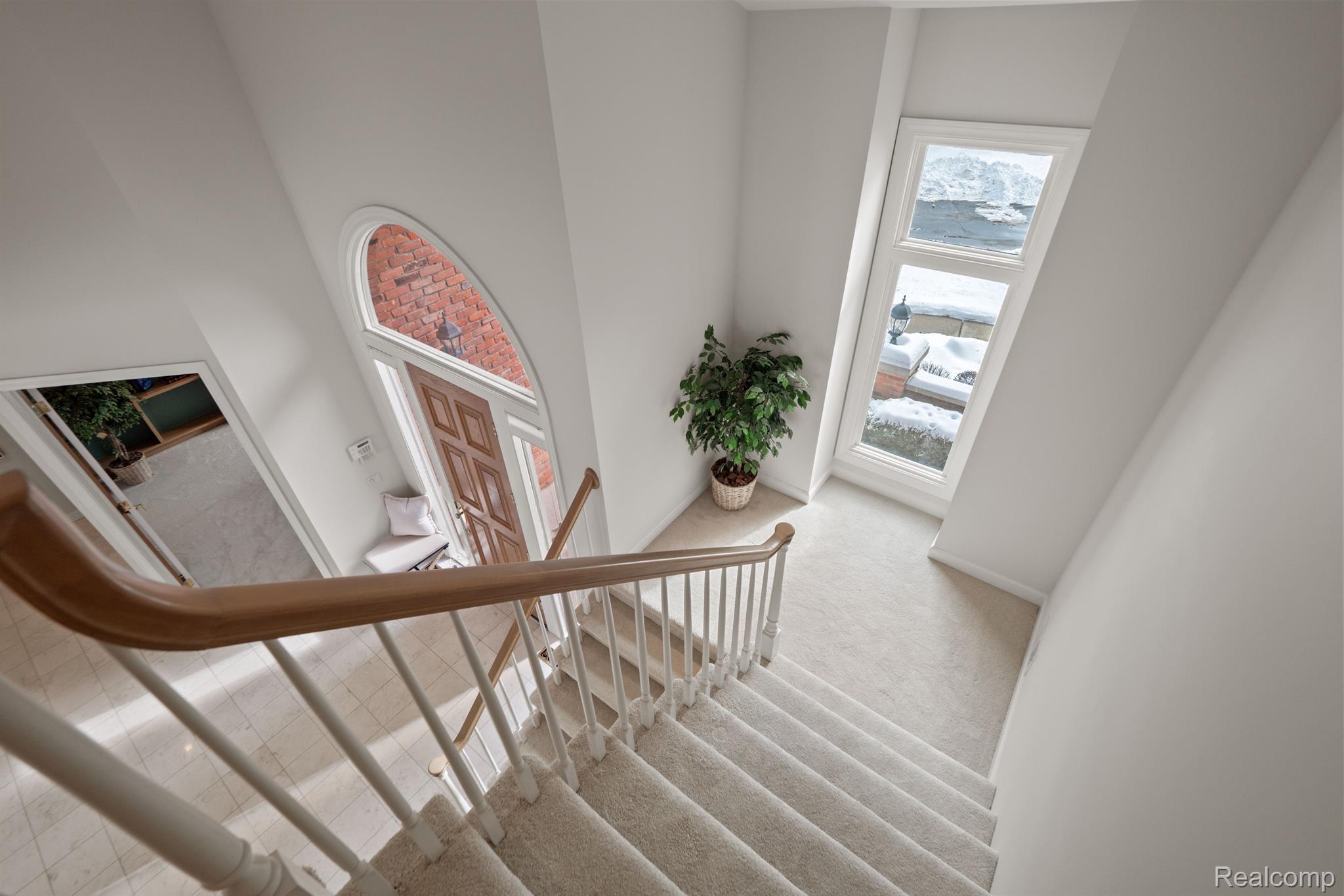 2729 GLENBROOKE Court