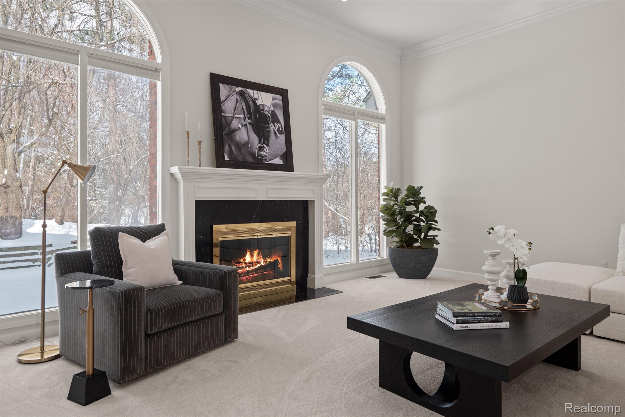 2729 GLENBROOKE Court