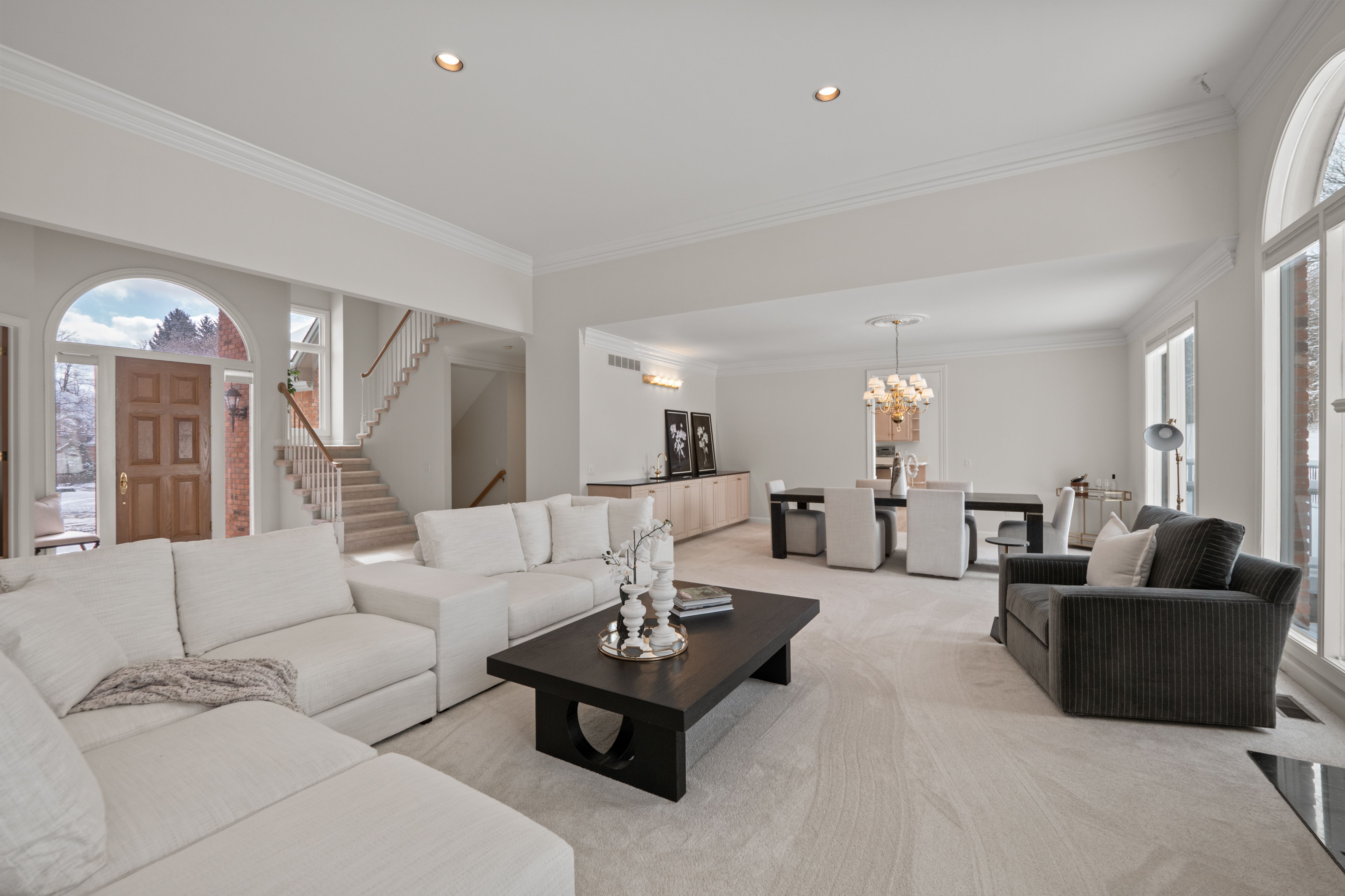 2729 GLENBROOKE Court