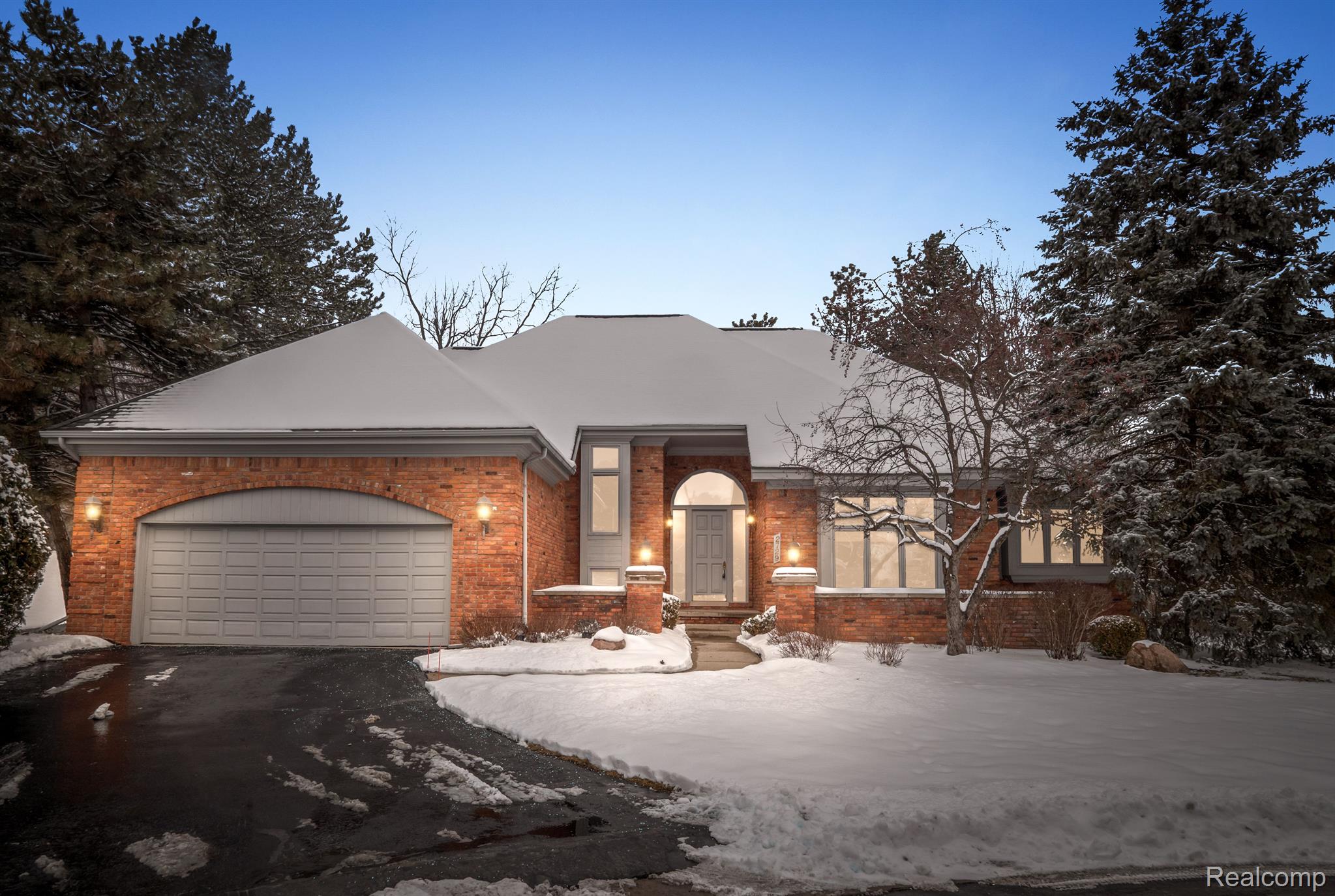 2729 GLENBROOKE Court
