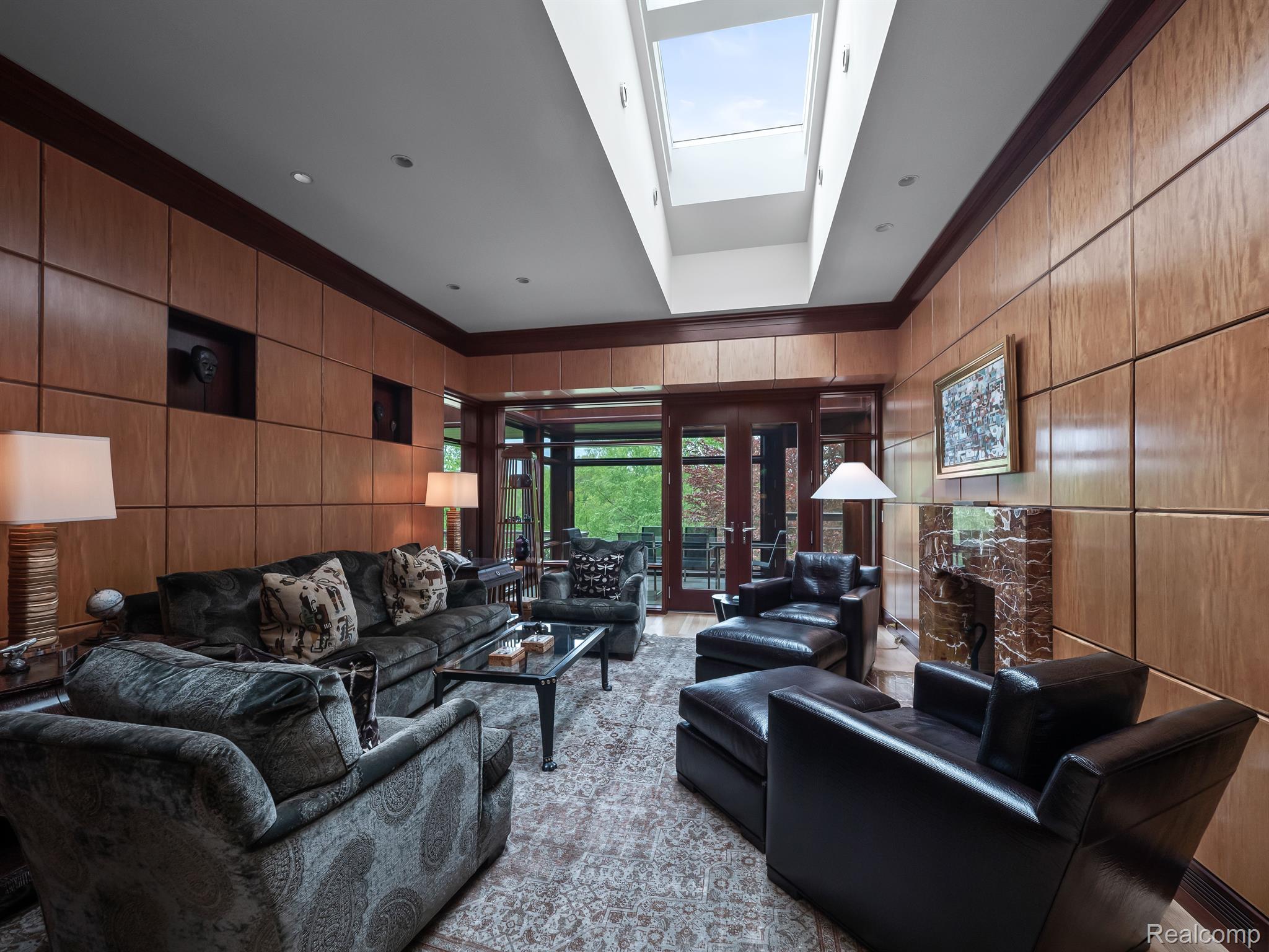 834 SOUTHFIELD Road