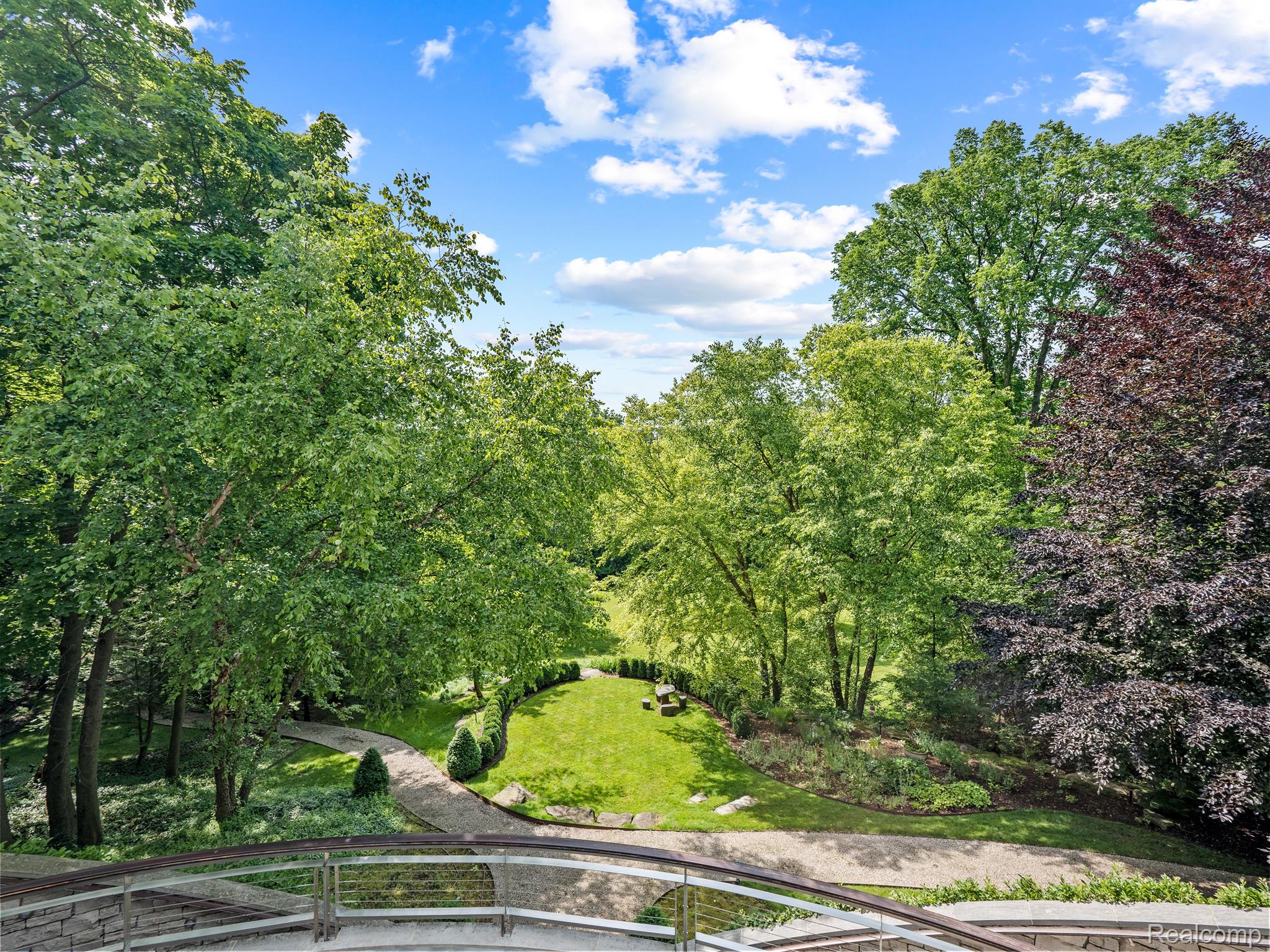 834 SOUTHFIELD Road