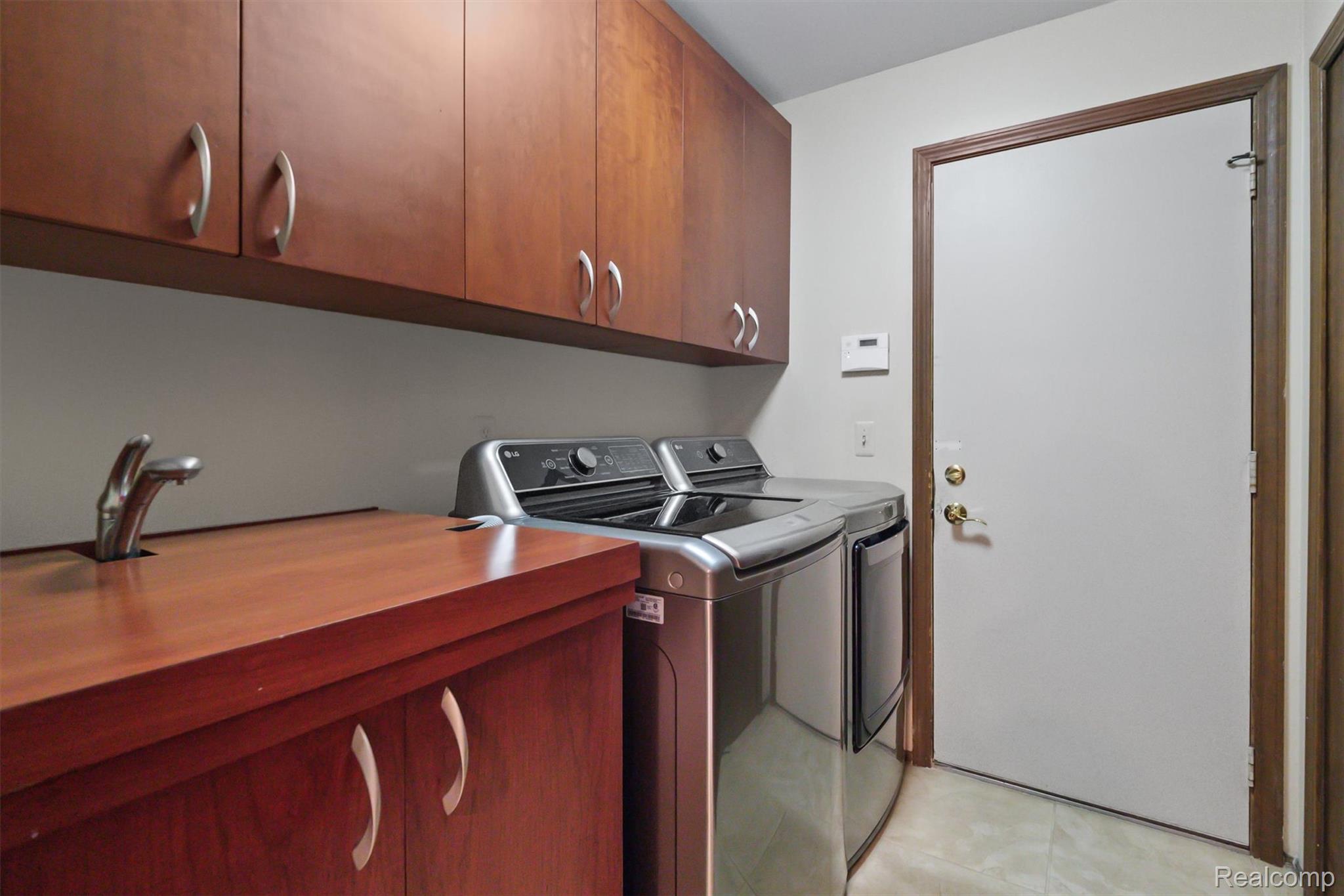 30460 Fox Club Court