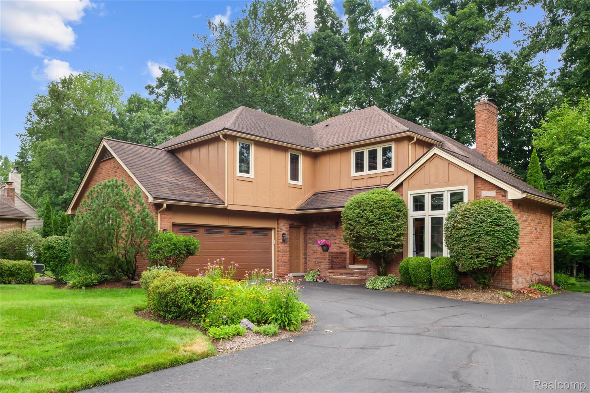 30460 Fox Club Court