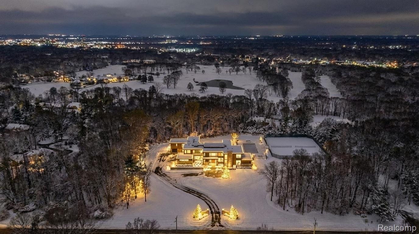 32500 Rockridge Lane