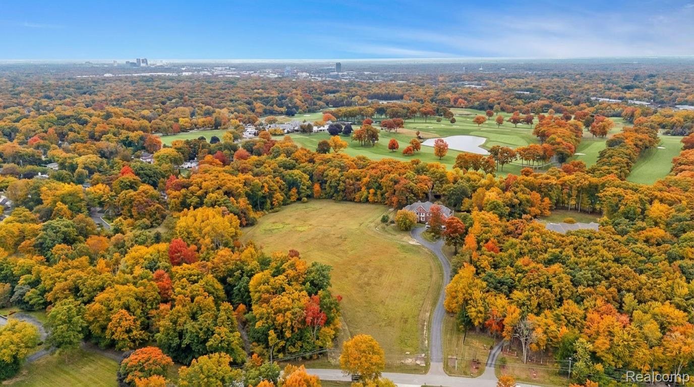 32500 Rockridge Lane