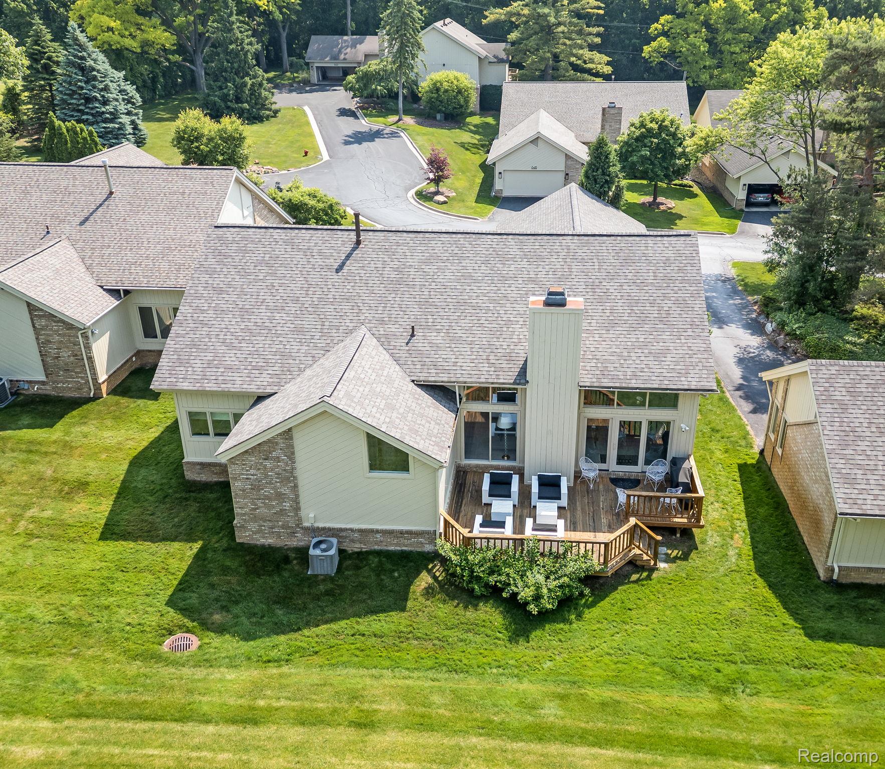 6420 Apple Grove Lane