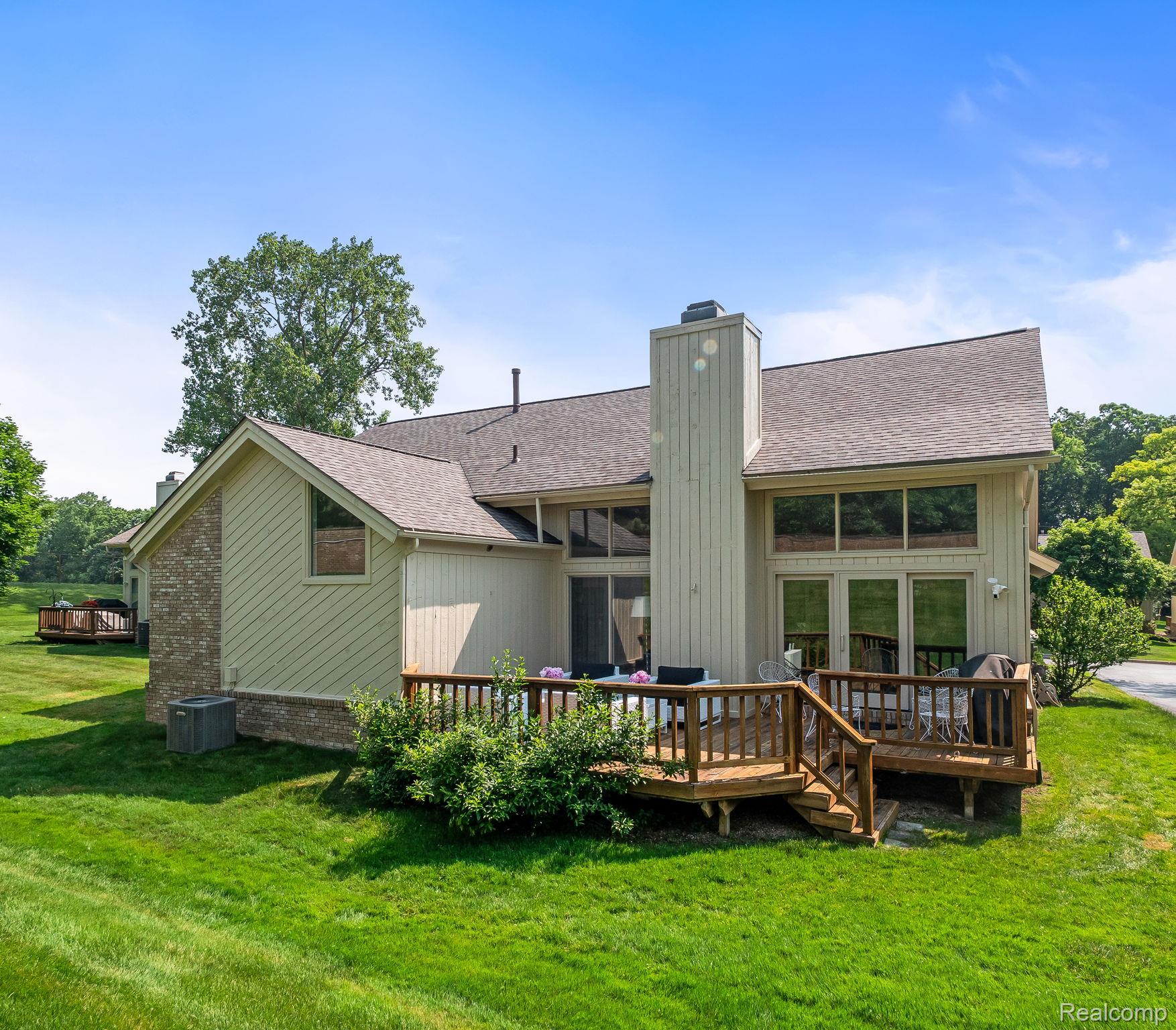 6420 Apple Grove Lane