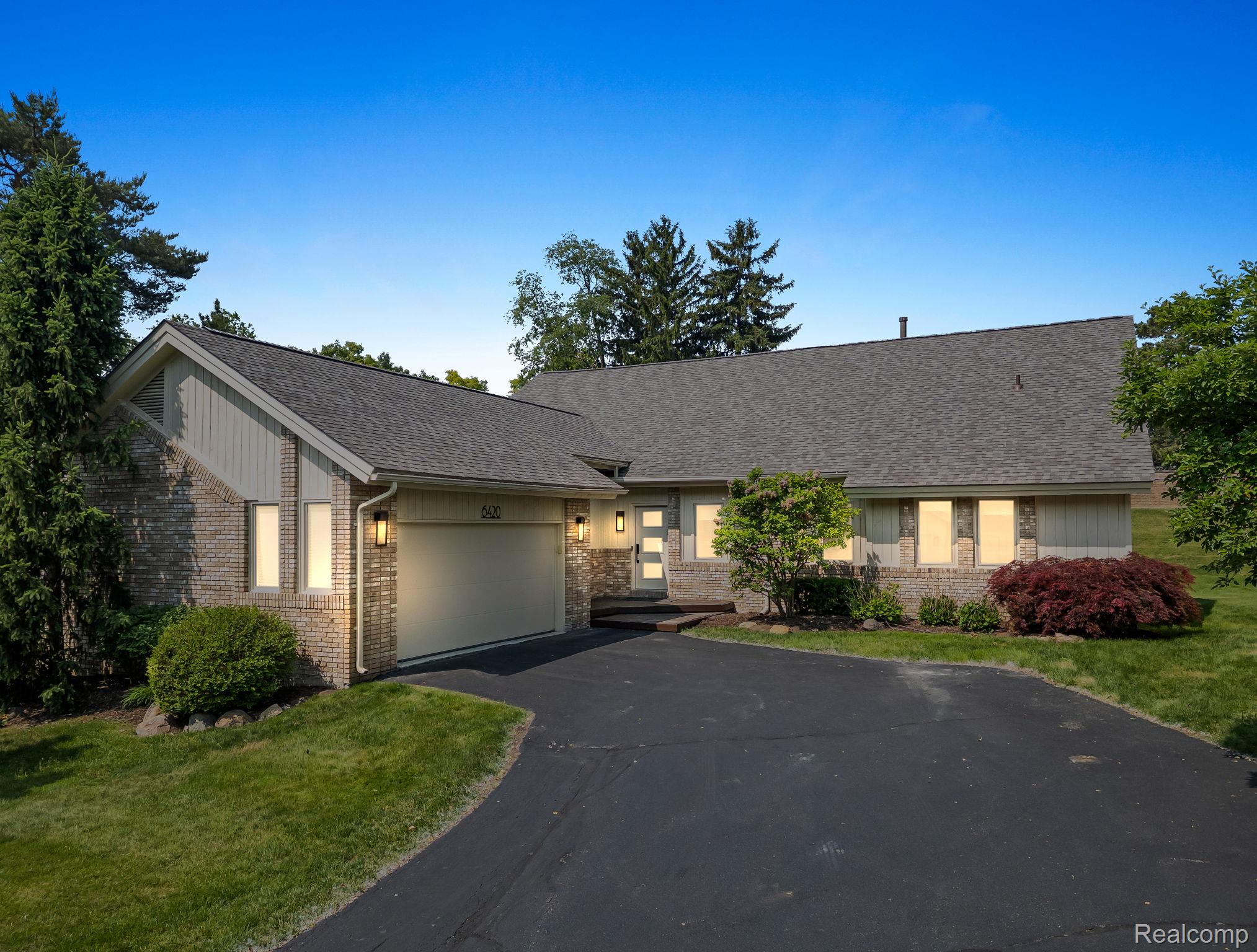 6420 Apple Grove Lane